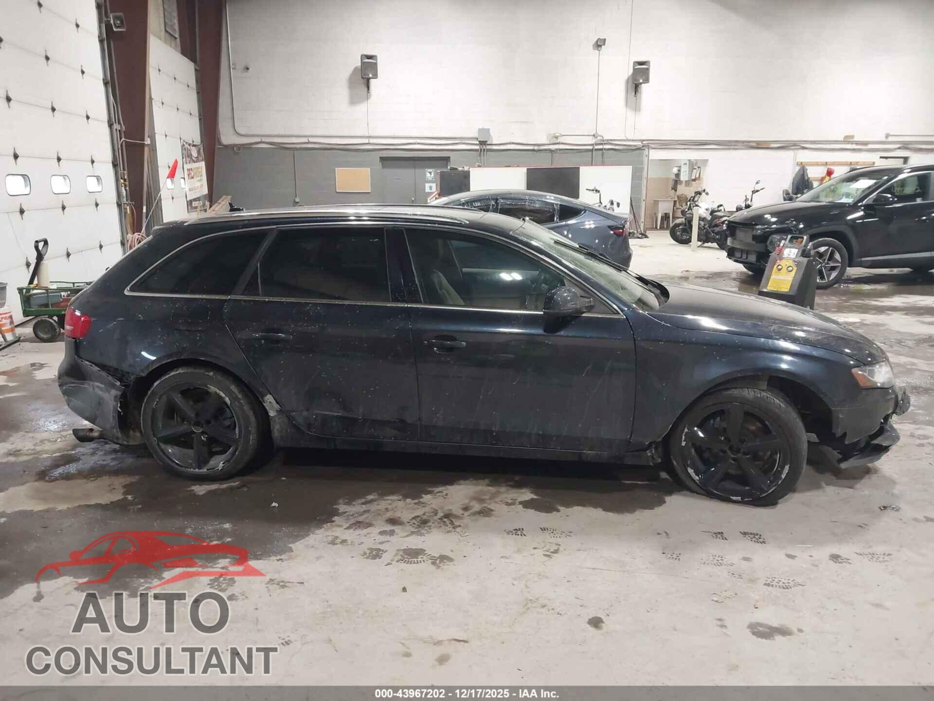 AUDI A4 2012 - WAUSFAFL1CA057107