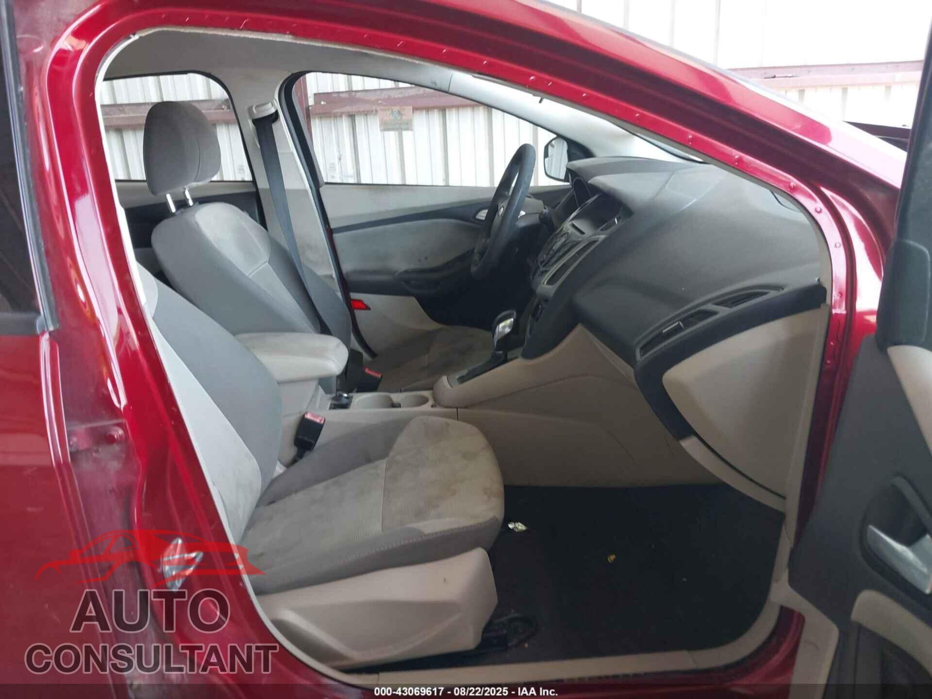 FORD FOCUS 2013 - 1FADP3K23DL144584