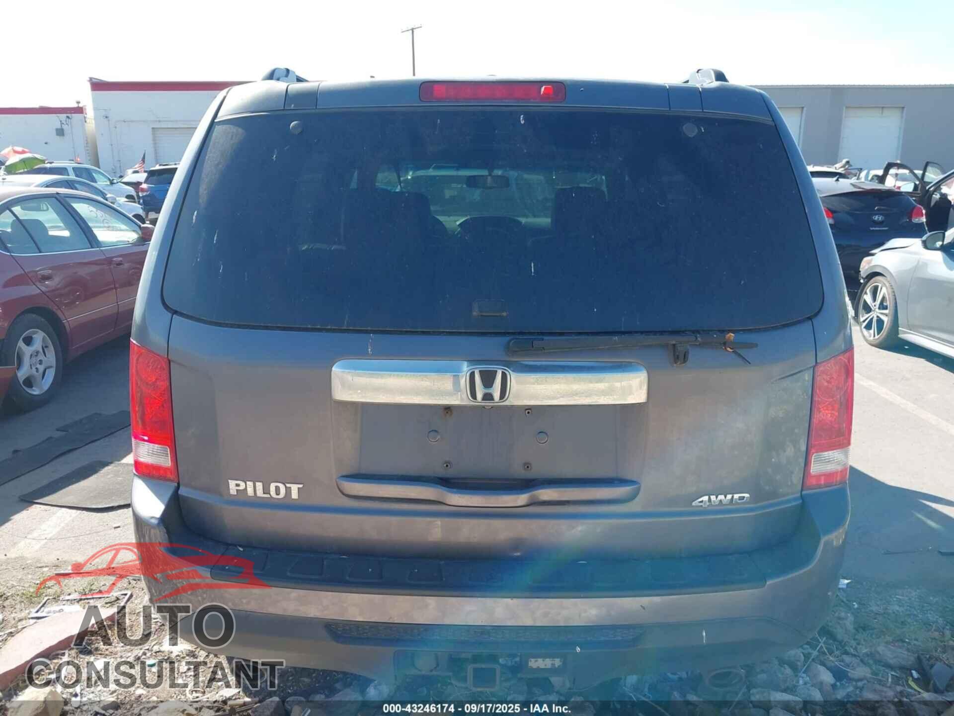 HONDA PILOT 2015 - 5FNYF4H7XFB034046