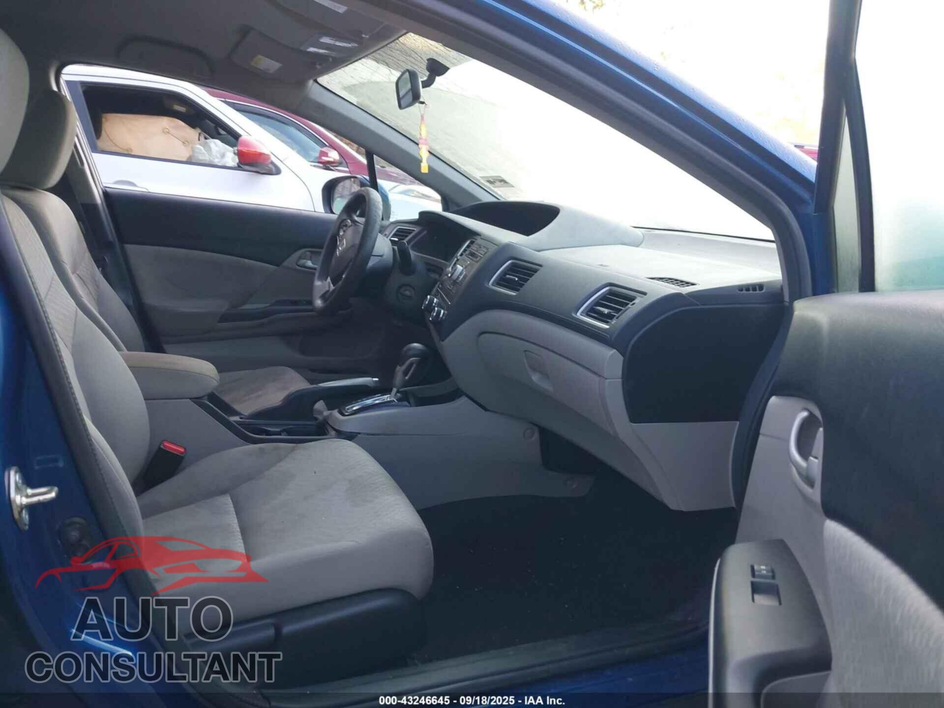HONDA CIVIC 2014 - 19XFB2F53EE059710