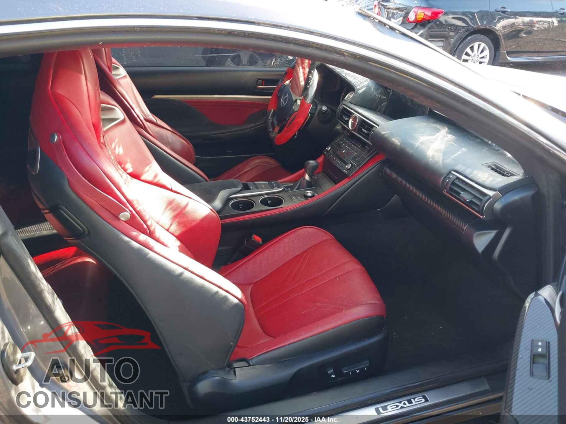 LEXUS RC F 2015 - JTHHP5BC9F5000768