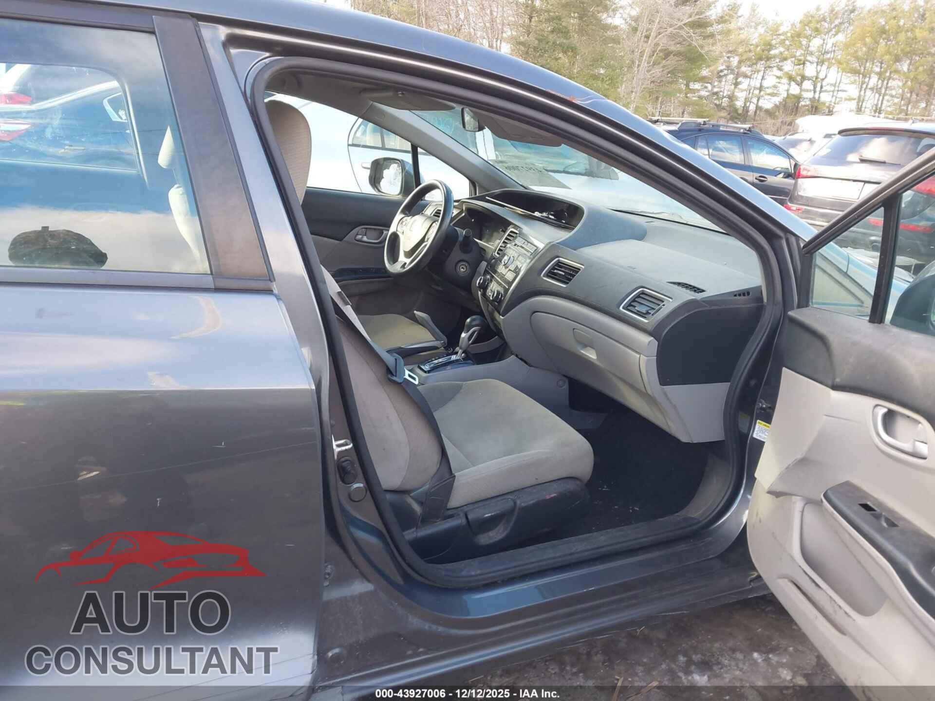 HONDA CIVIC 2013 - 2HGFB2F57DH598576