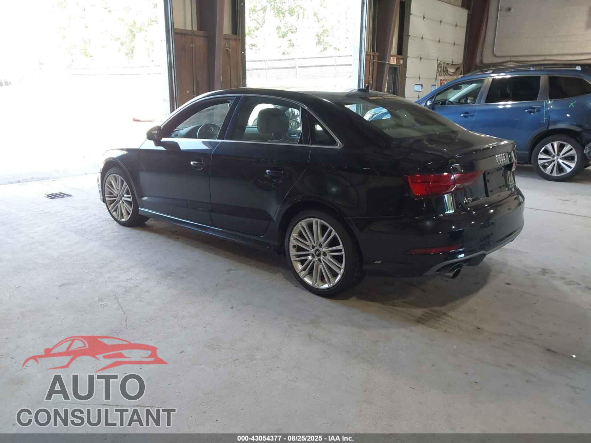 AUDI A3 2017 - WAUJ8HFF9H1054729