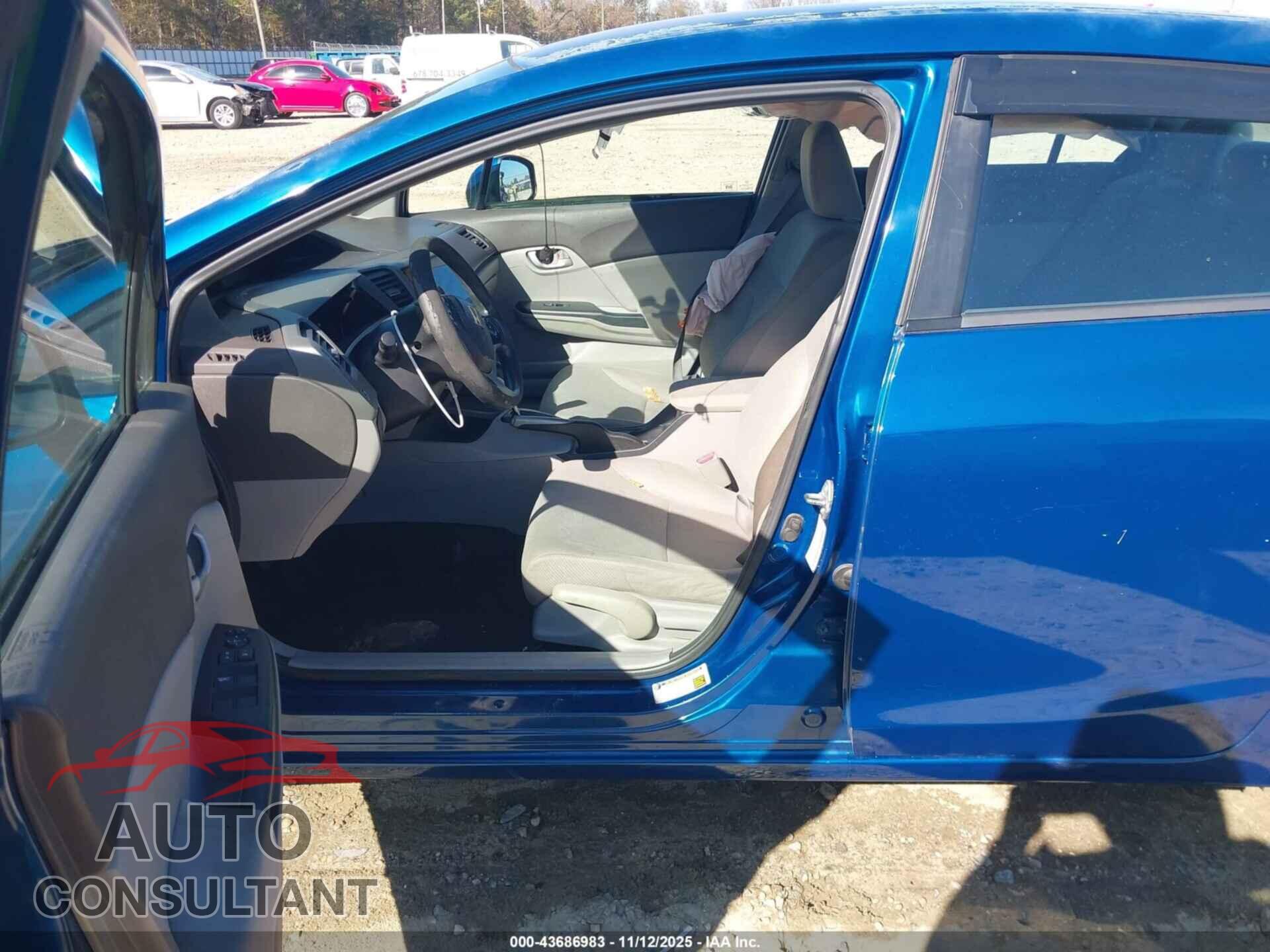 HONDA CIVIC 2012 - 2HGFB2F54CH538544