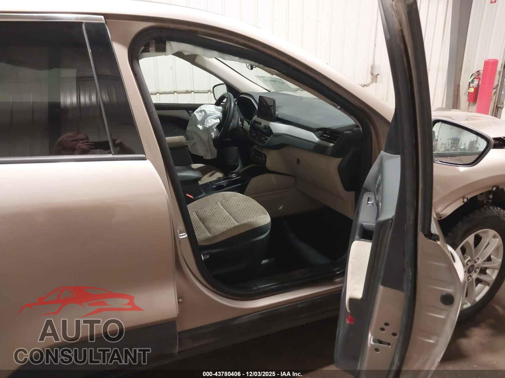 FORD ESCAPE 2020 - 1FMCU9G6XLUA35220