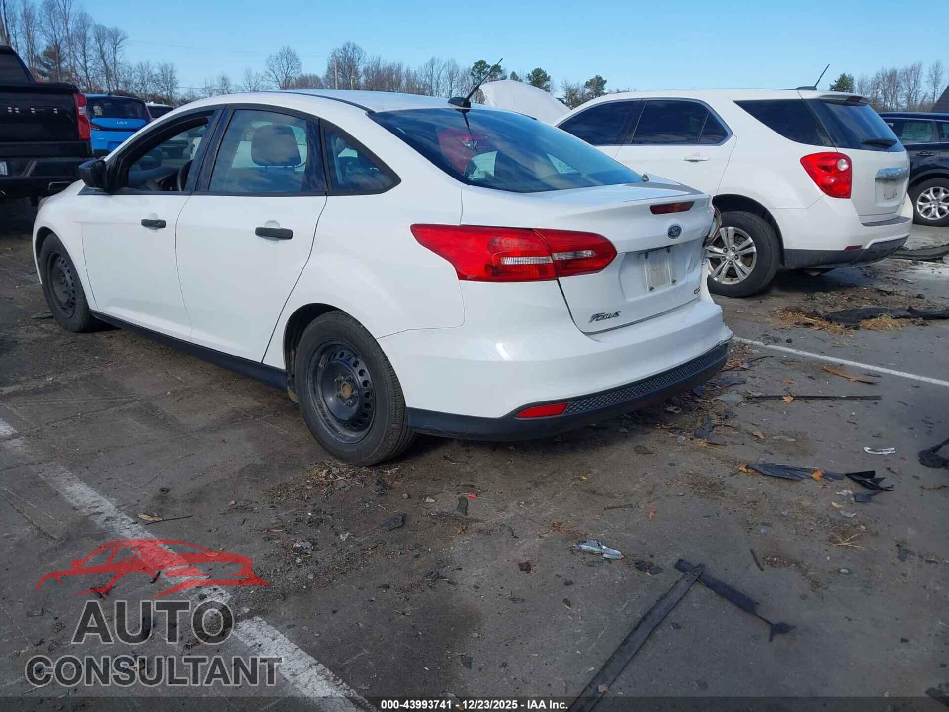 FORD FOCUS 2016 - 1FADP3E29GL345695