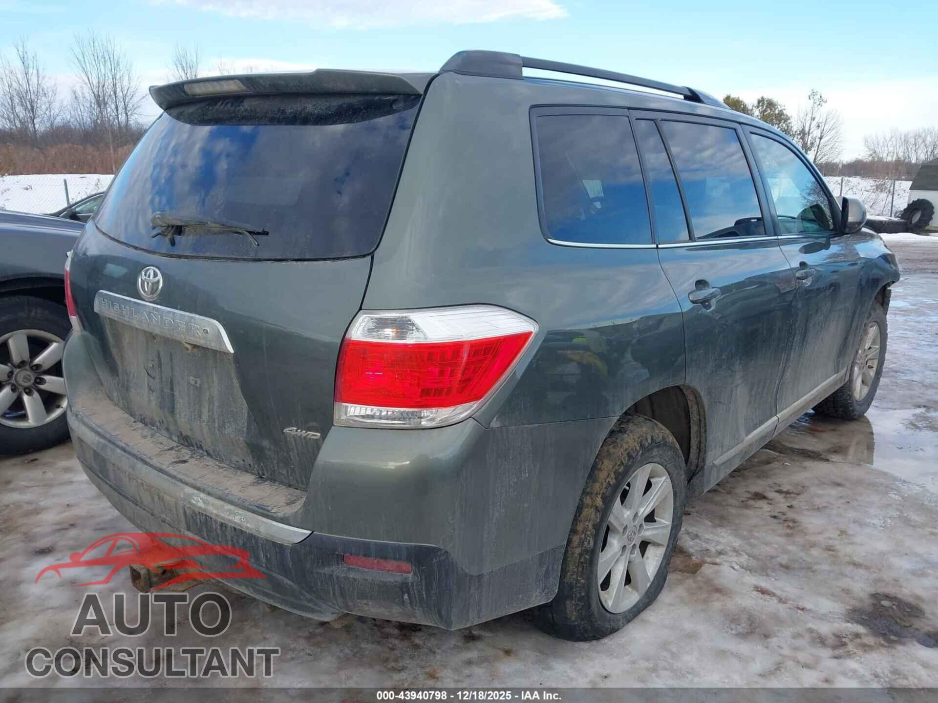TOYOTA HIGHLANDER 2013 - 5TDBK3EH8DS239172