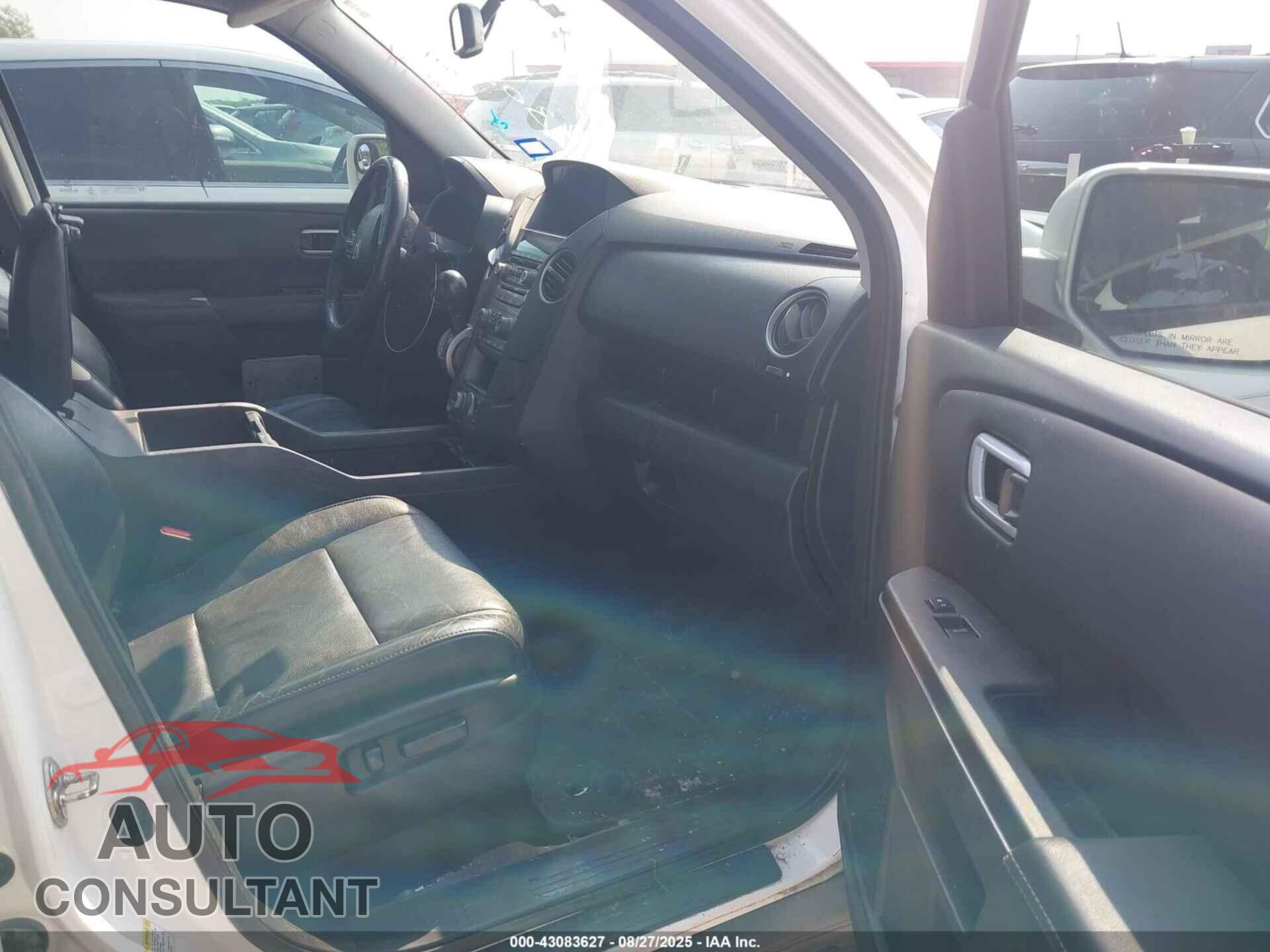HONDA PILOT 2015 - 5FNYF3H92FB007774
