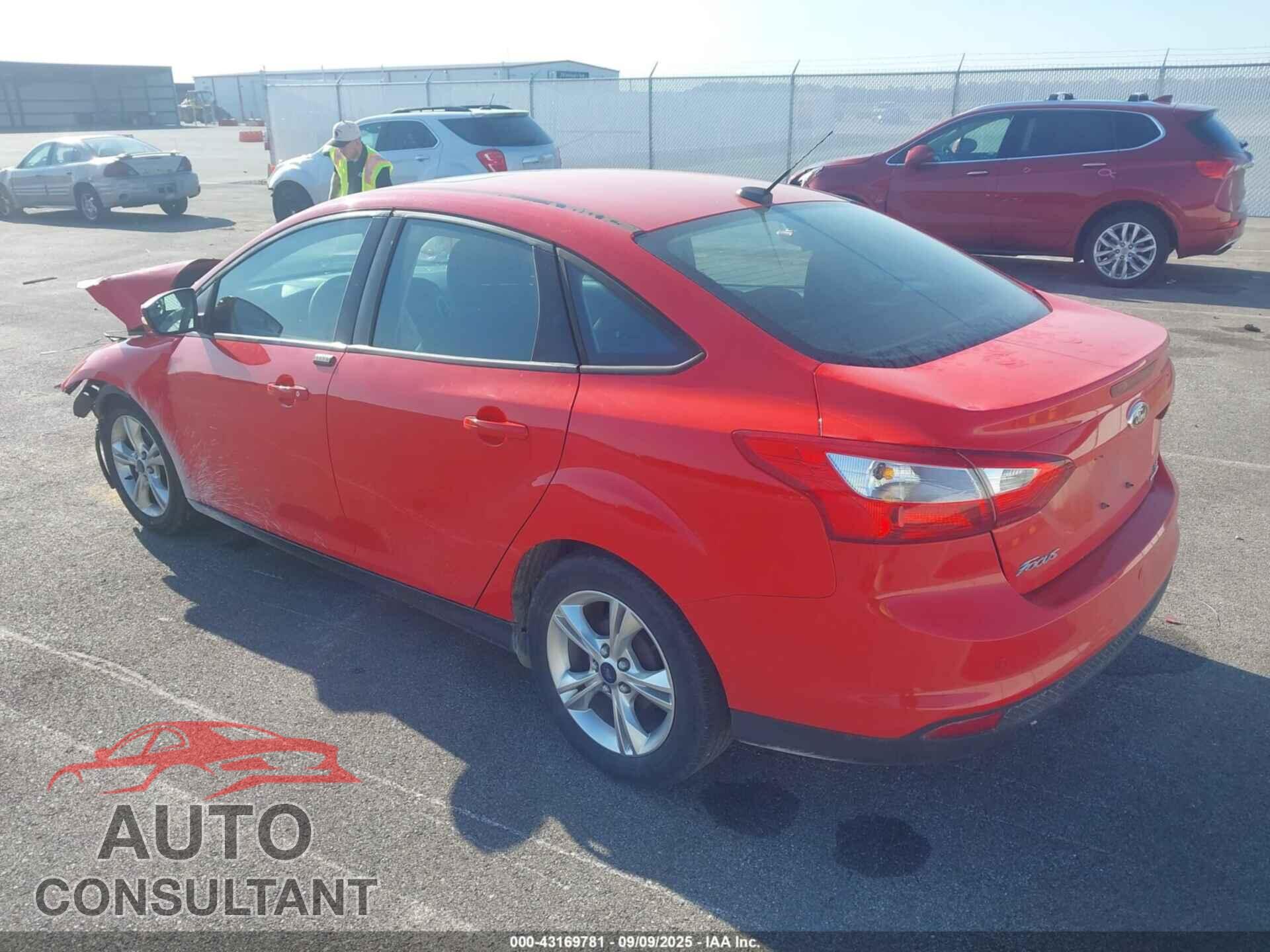 FORD FOCUS 2014 - 1FADP3F29EL354294