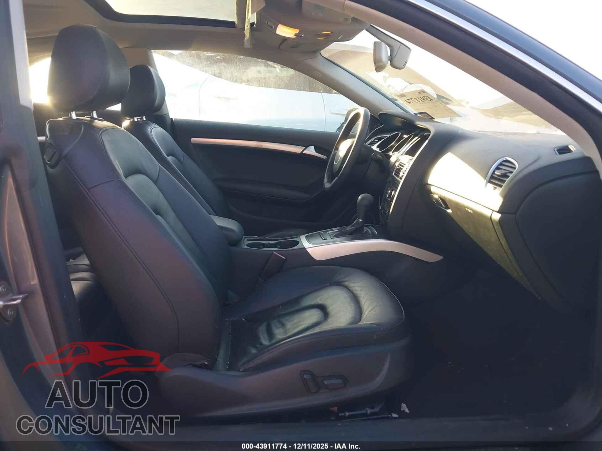AUDI A5 2012 - WAULFAFR7CA001374