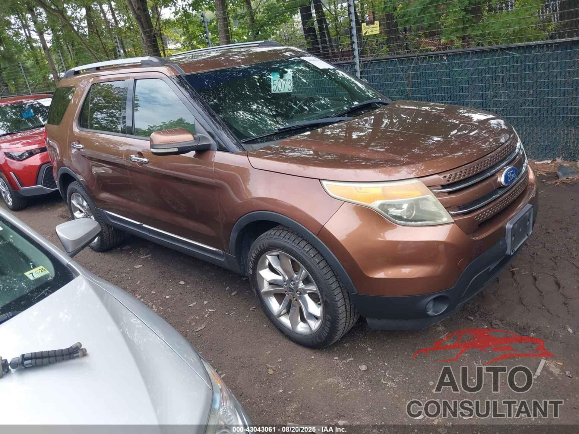FORD EXPLORER 2011 - 1FMHK8F86BGA30635