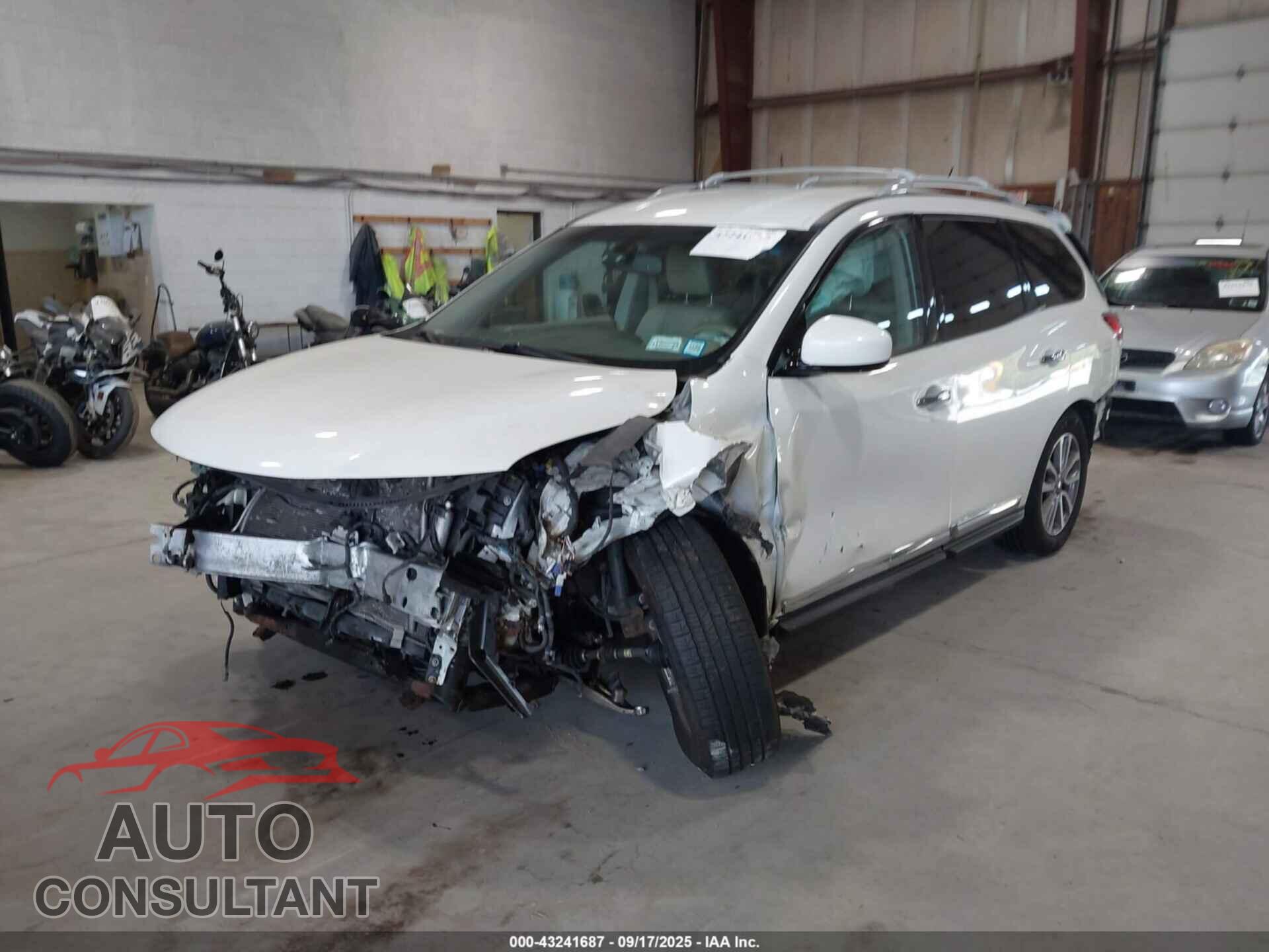 NISSAN PATHFINDER 2014 - 5N1AR2MM0EC712044