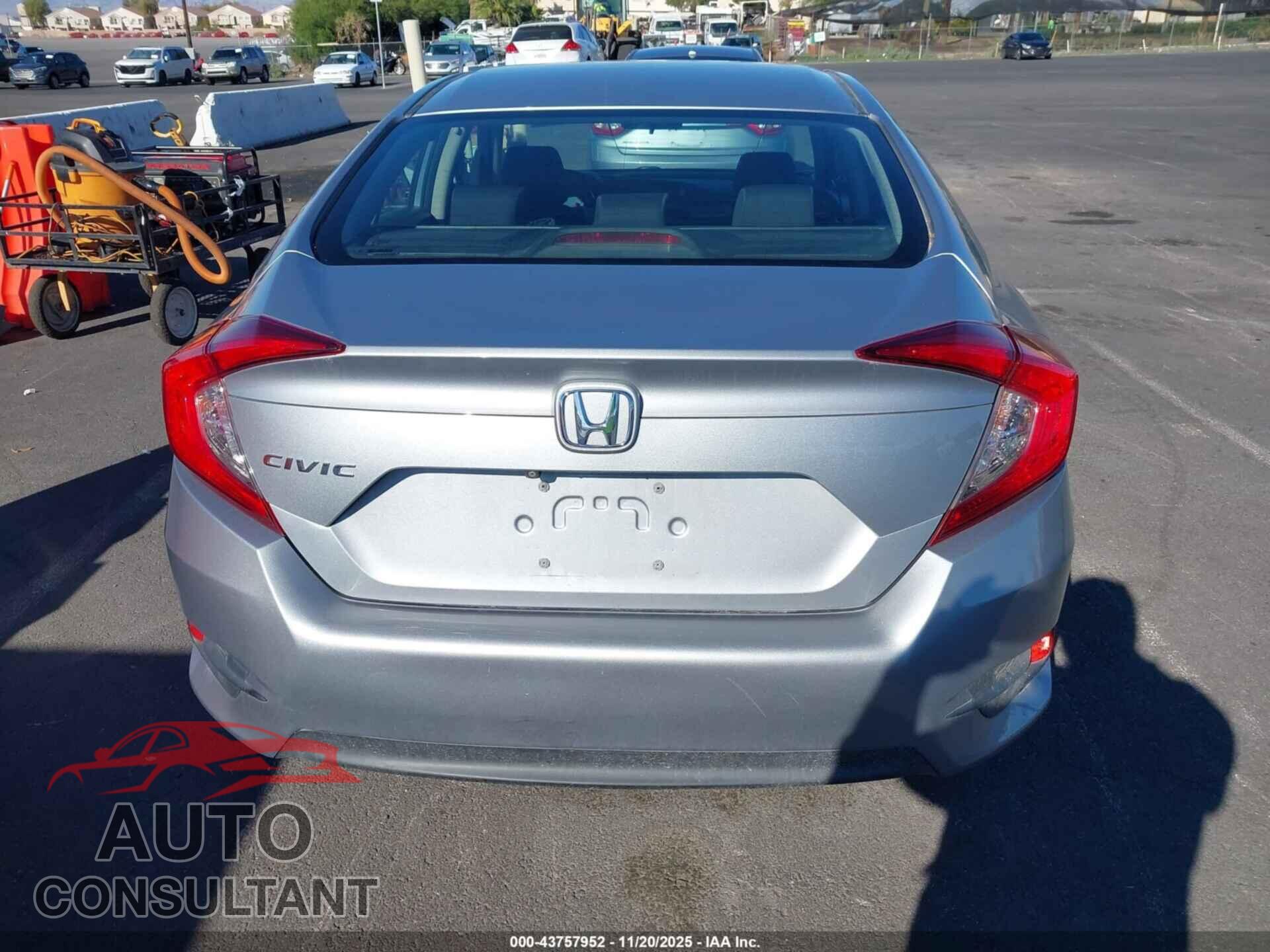 HONDA CIVIC 2017 - 2HGFC2F54HH524423