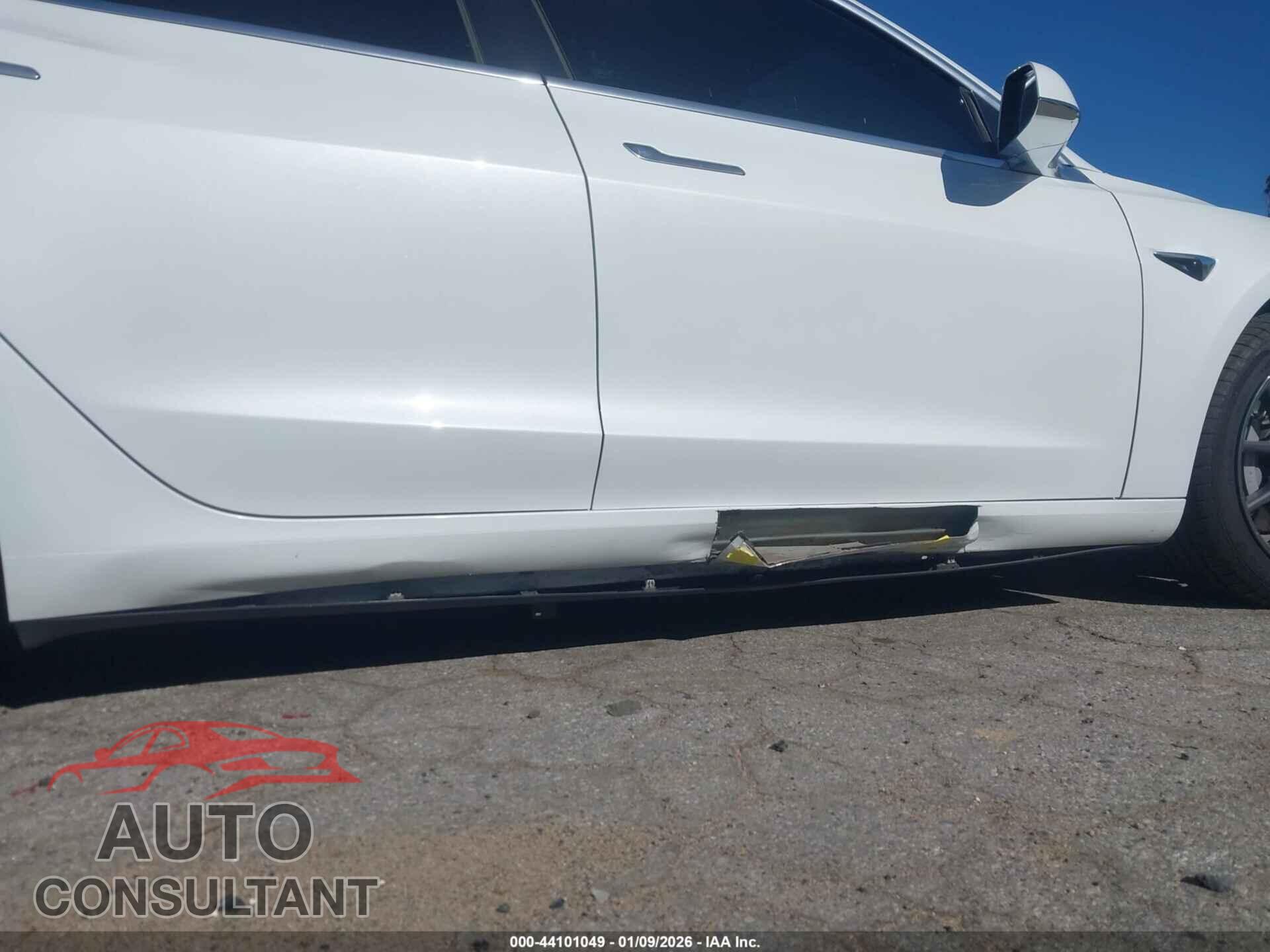 TESLA MODEL 3 2018 - 5YJ3E1EA4JF057620