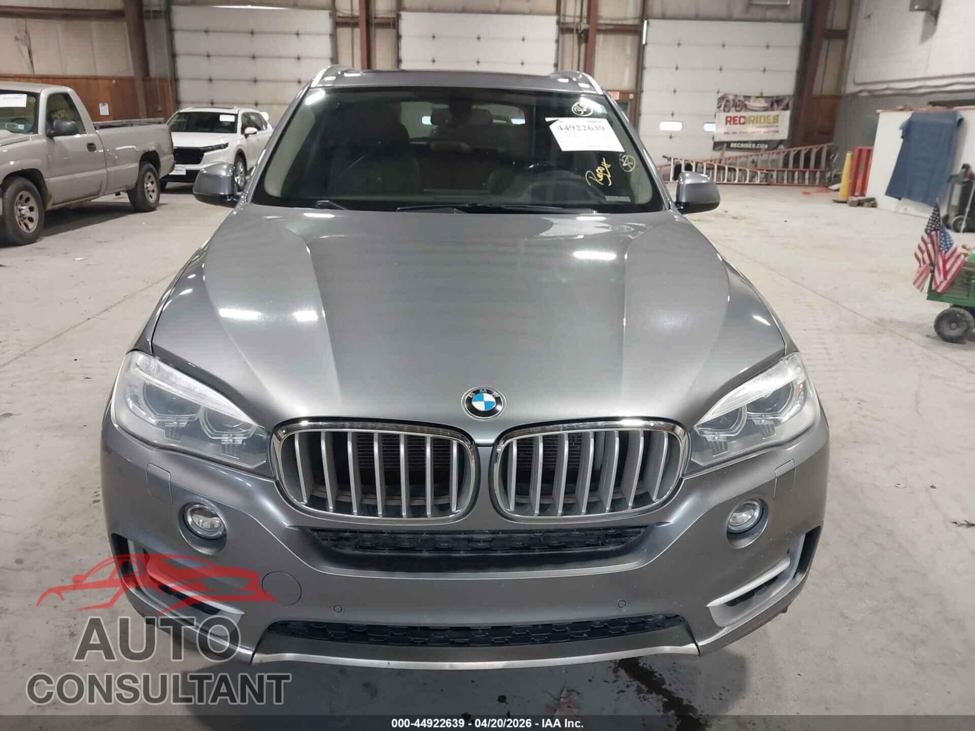 BMW X5 2014 - 5UXKR2C58E0C01039