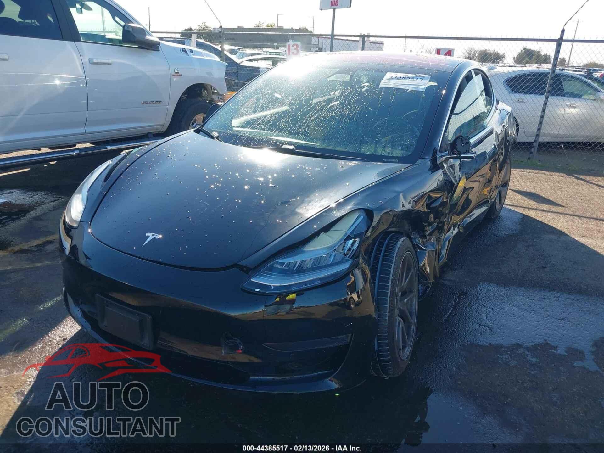 TESLA MODEL 3 2018 - 5YJ3E1EA8JF004872