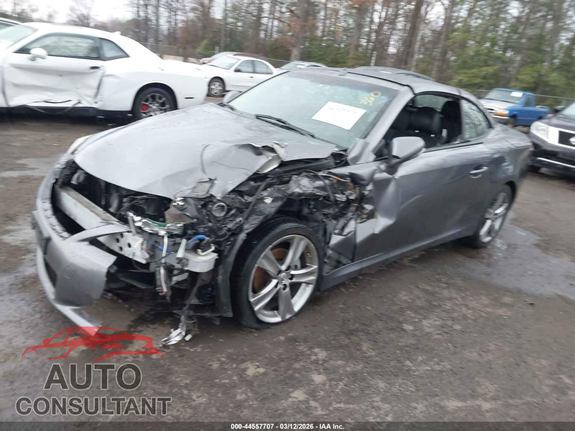 LEXUS IS 250C 2012 - JTHFF2C24C2521487