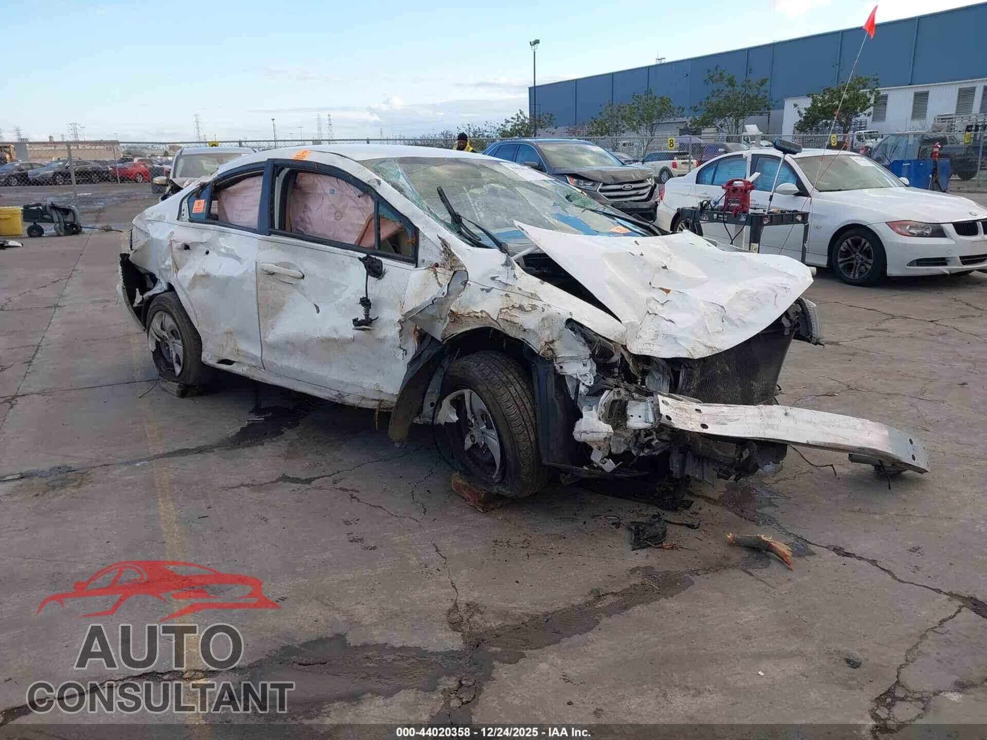 HONDA CIVIC 2015 - 19XFB2F58FE295447