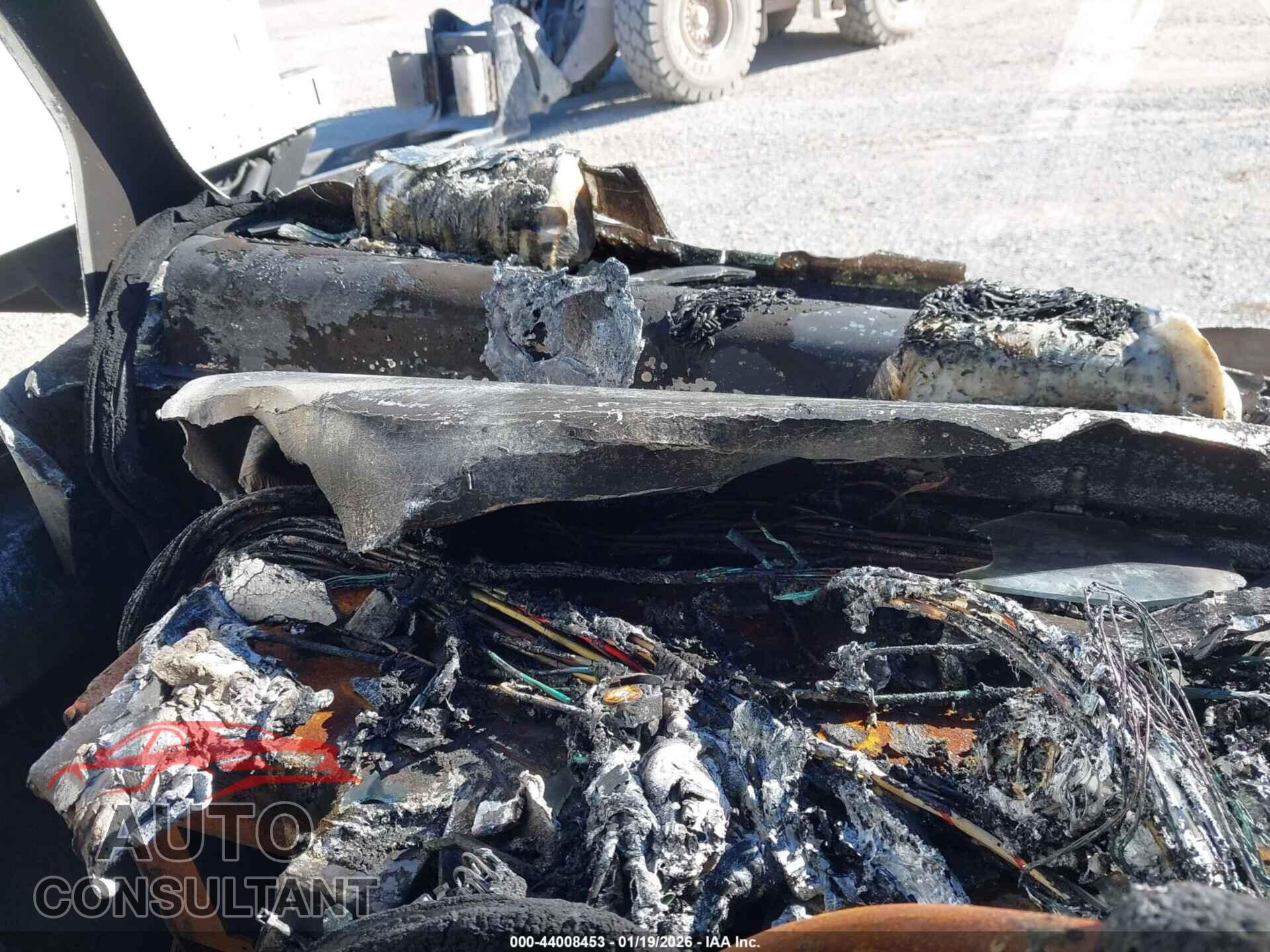 FORD E-350 STRIPPED 2019 - 1FC3E3K62KDC15134