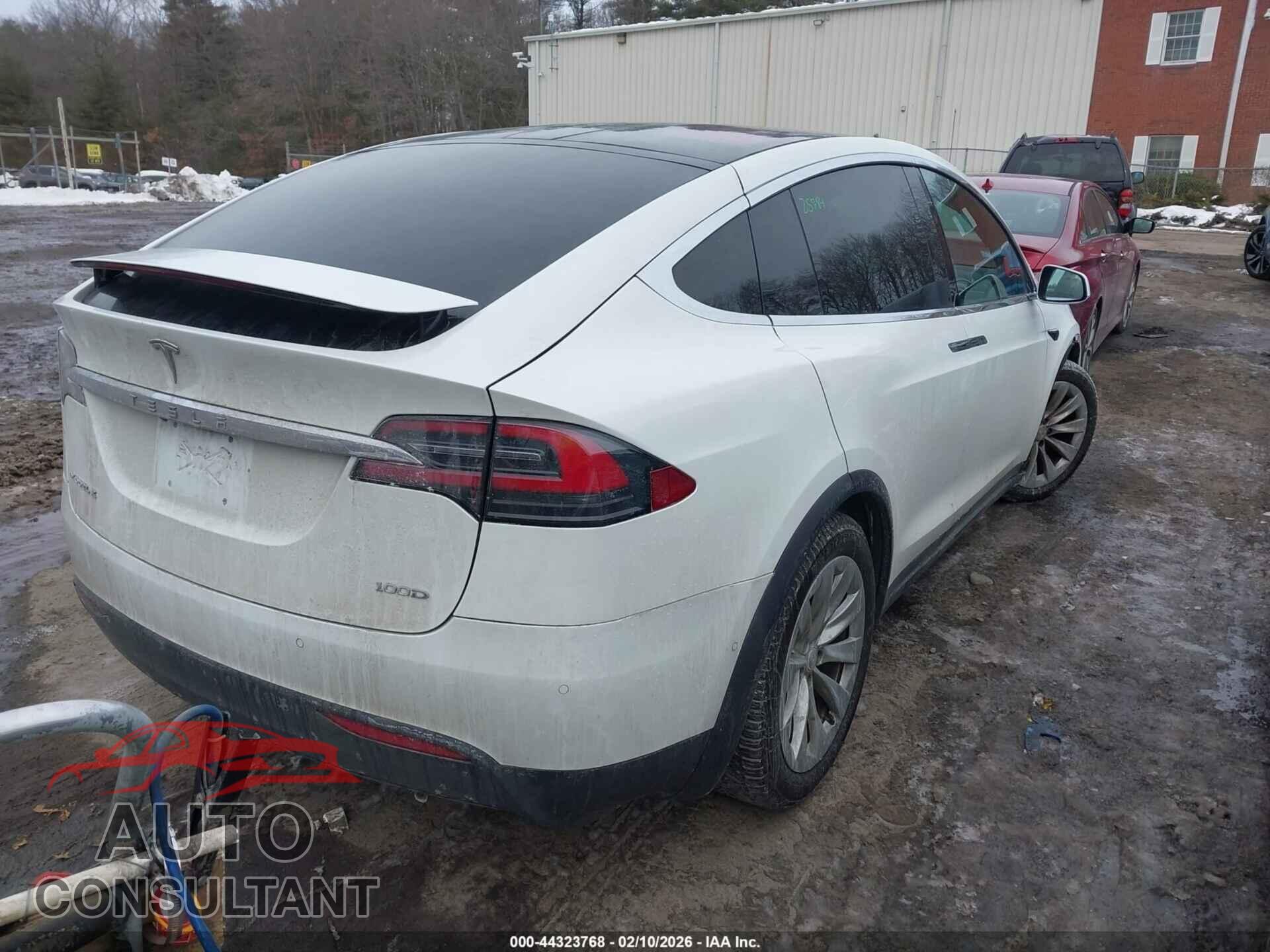 TESLA MODEL X 2017 - 5YJXCBE21HF057705