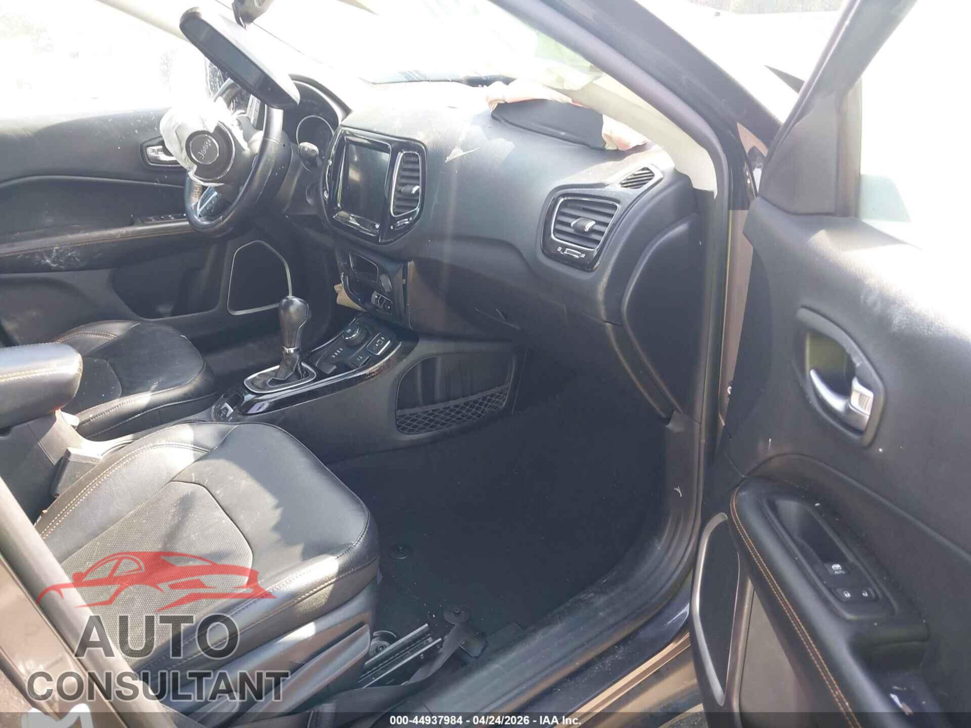 JEEP COMPASS 2020 - 3C4NJDCB7LT208794