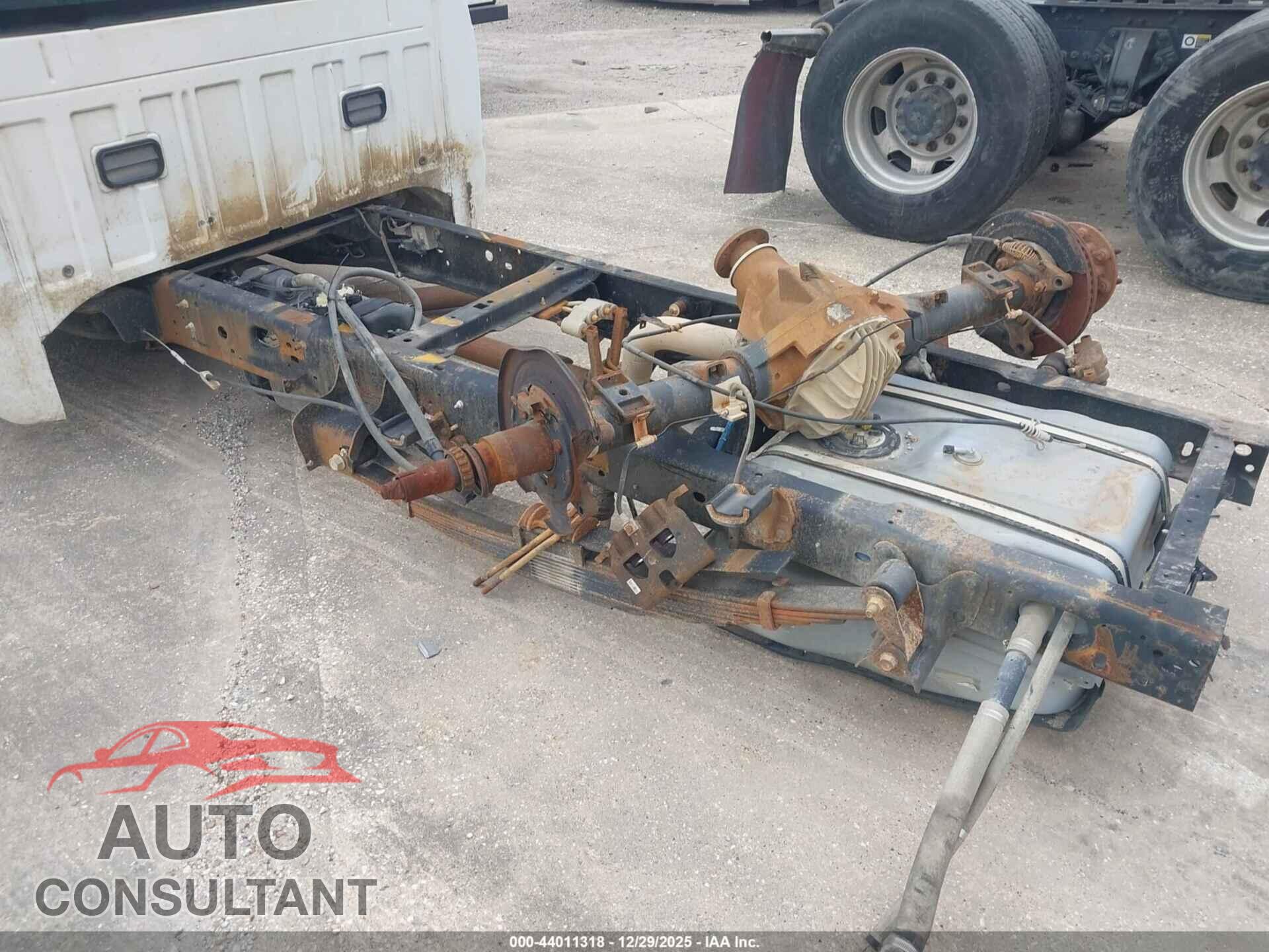 FORD F-350 CHASSIS 2013 - 1FD8W3GT7DEB73473