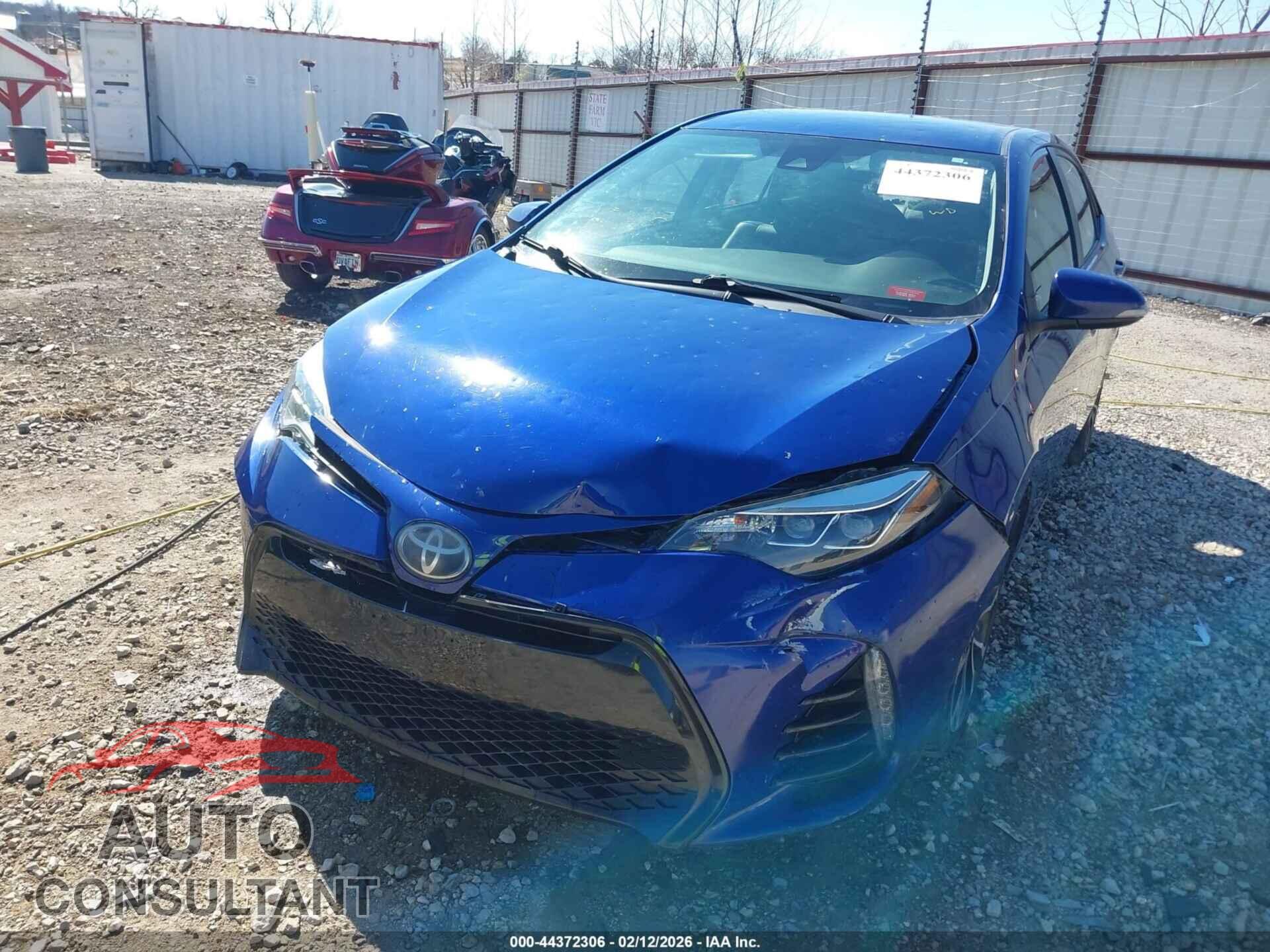 TOYOTA COROLLA 2018 - 2T1BURHE8JC988198