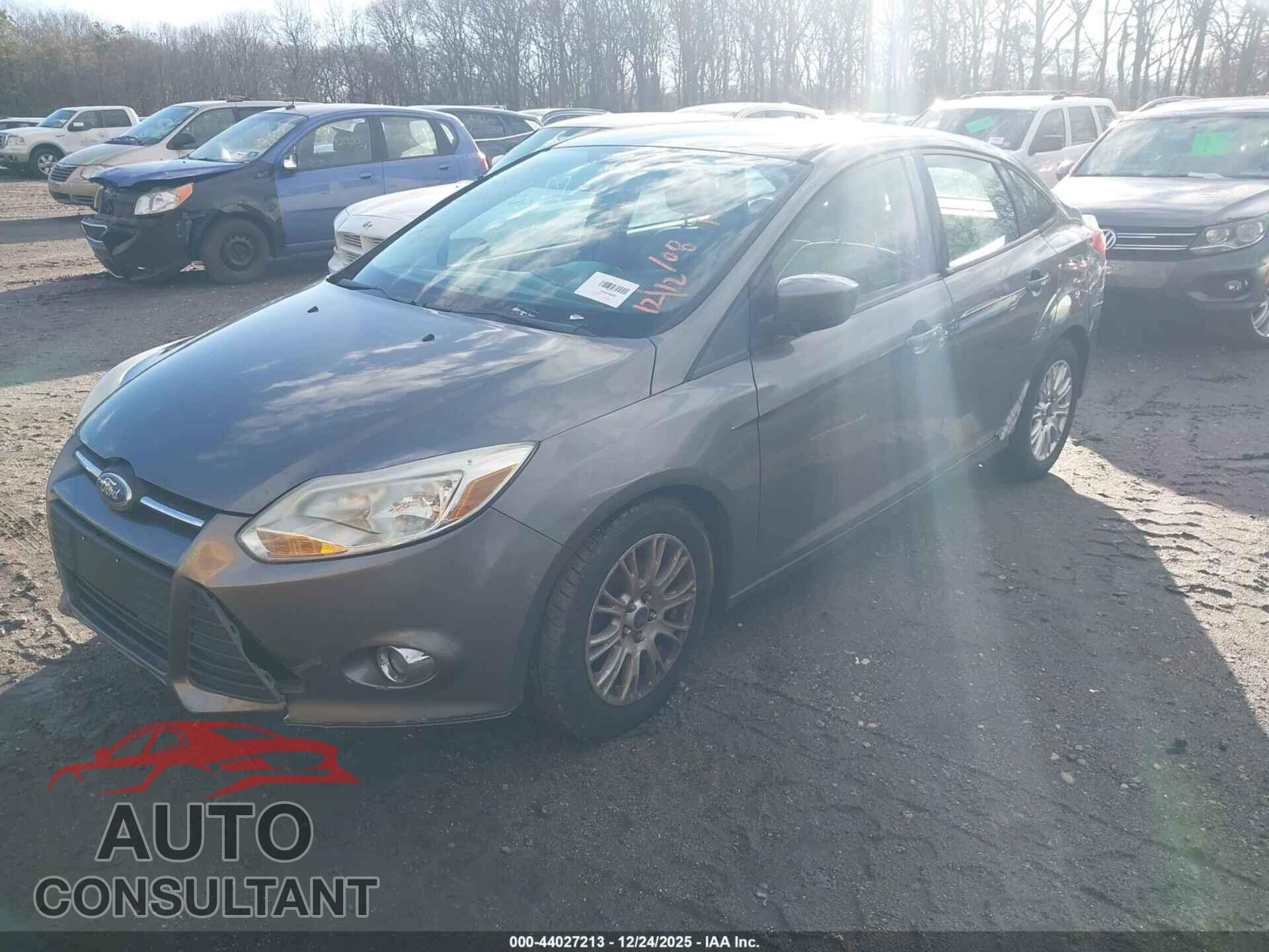 FORD FOCUS 2012 - 1FAHP3F23CL115631