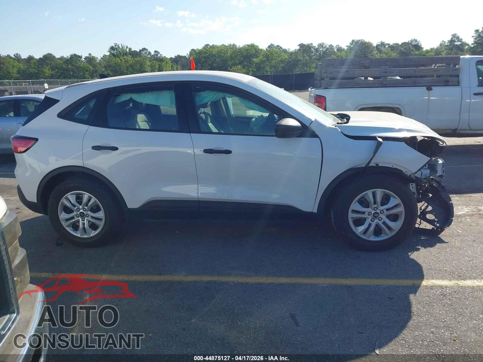 FORD ESCAPE 2020 - 1FMCU0F60LUA05625