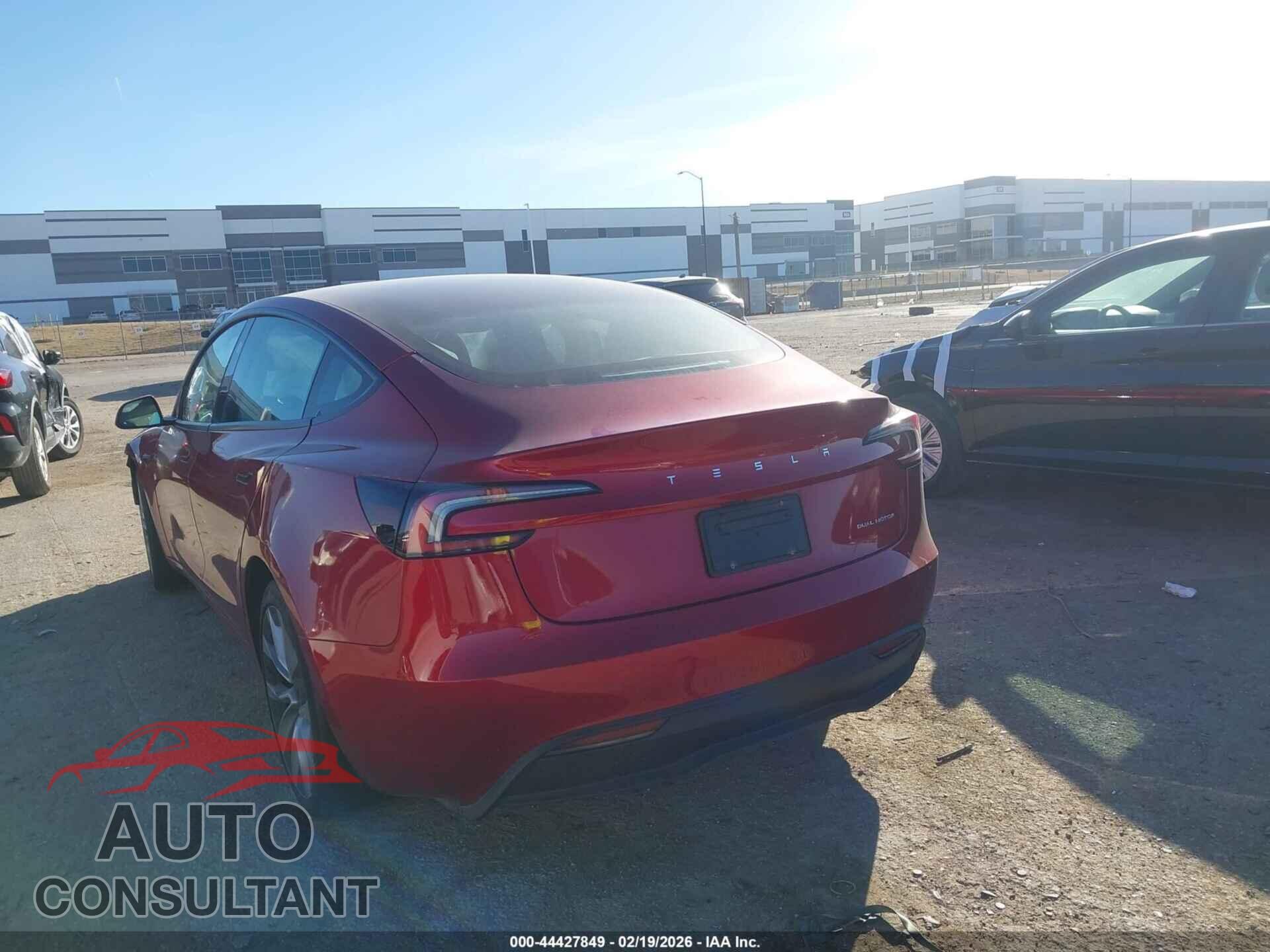 TESLA MODEL 3 2024 - 5YJ3E1EB6RF737085