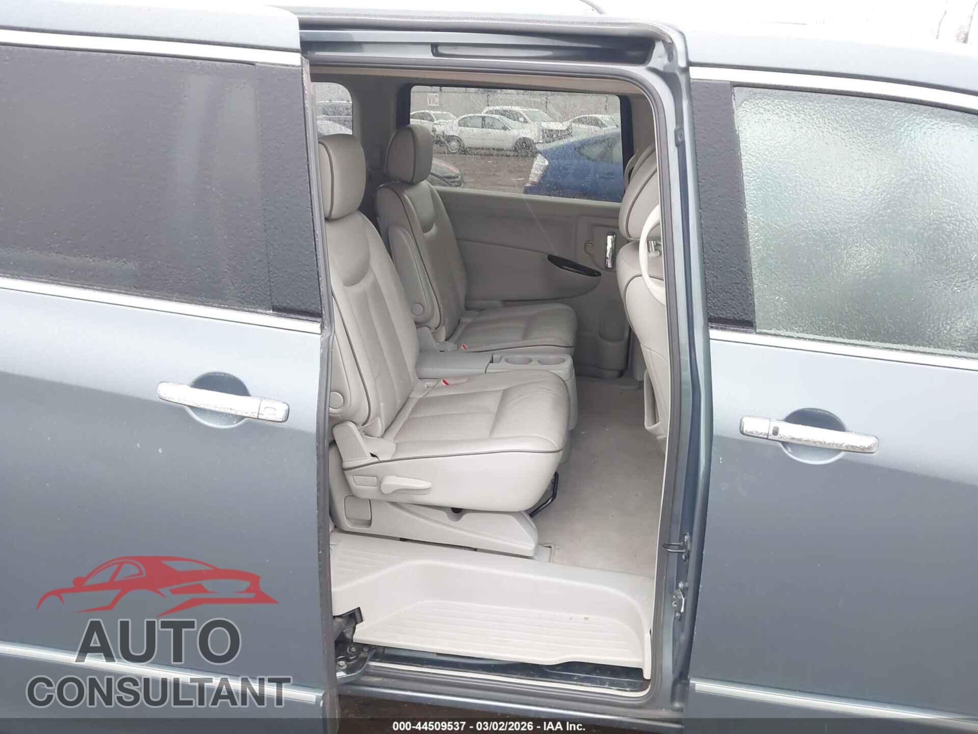 NISSAN QUEST 2011 - JN8AE2KPXB9012459