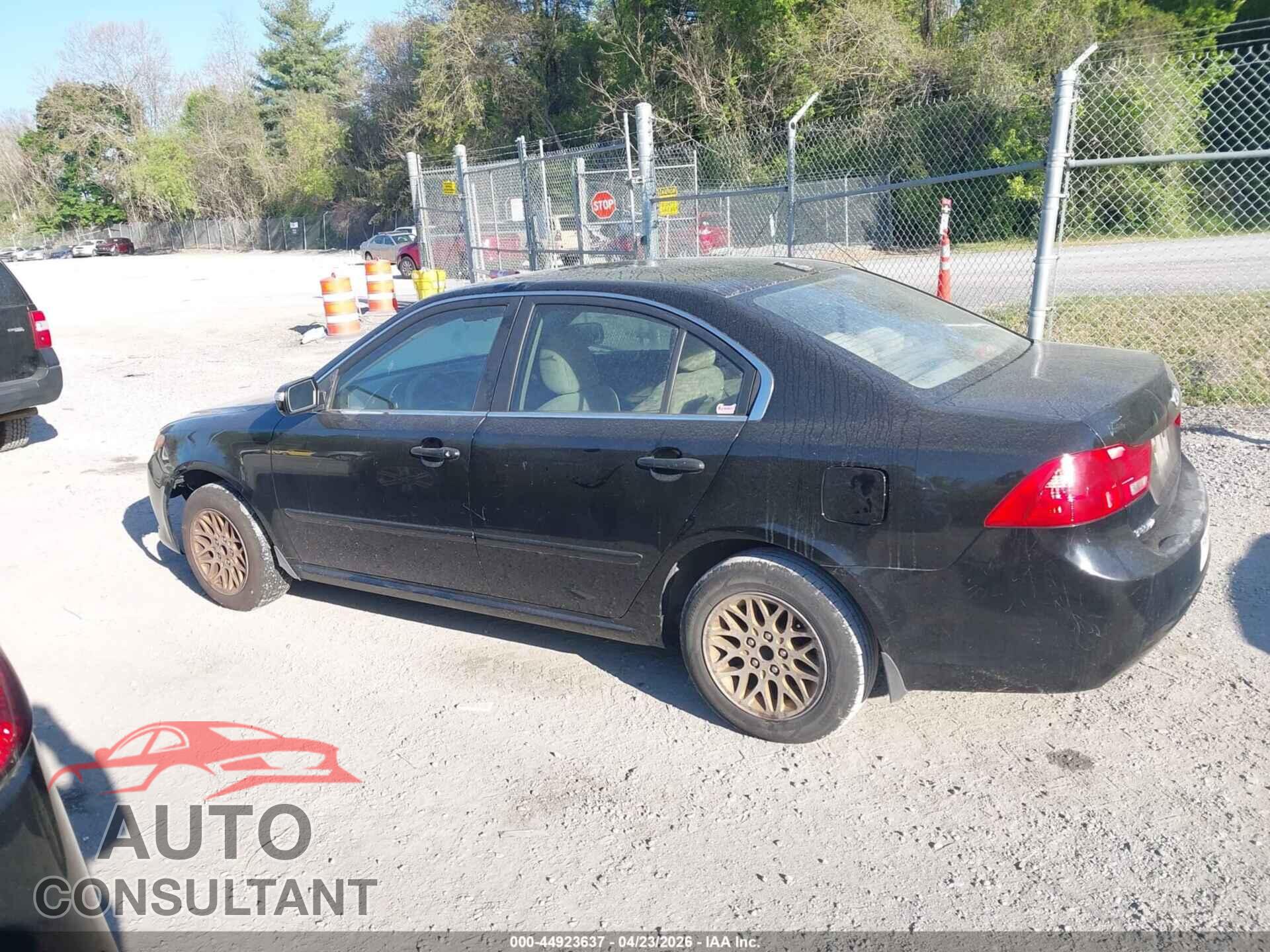 KIA OPTIMA 2010 - KNAGG4A89A5391415