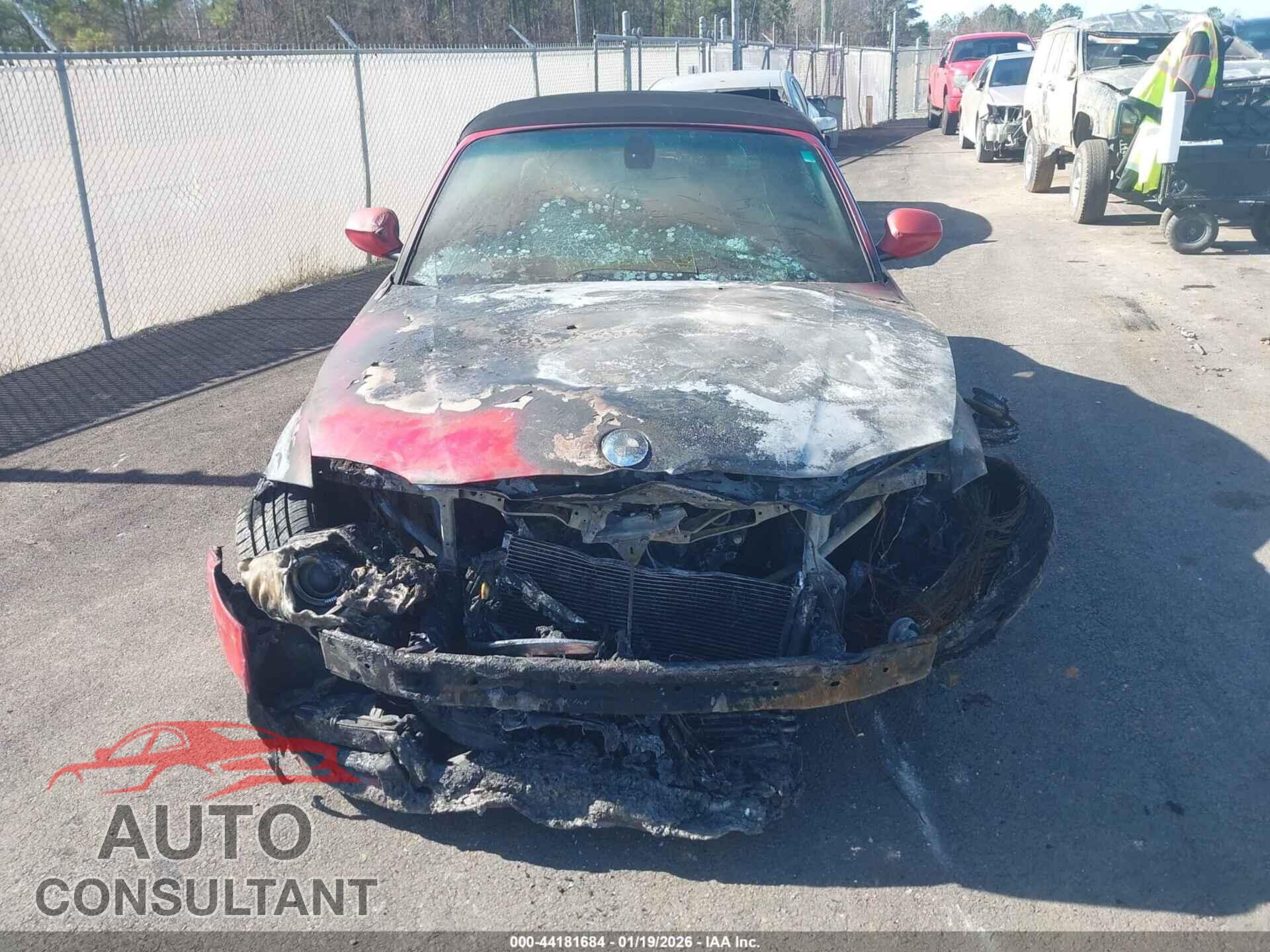 BMW 128I 2011 - WBAUL7C52BVM79338
