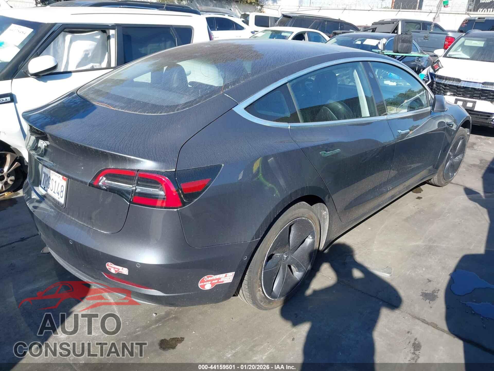 TESLA MODEL 3 2017 - 5YJ3E1EA9HF001294