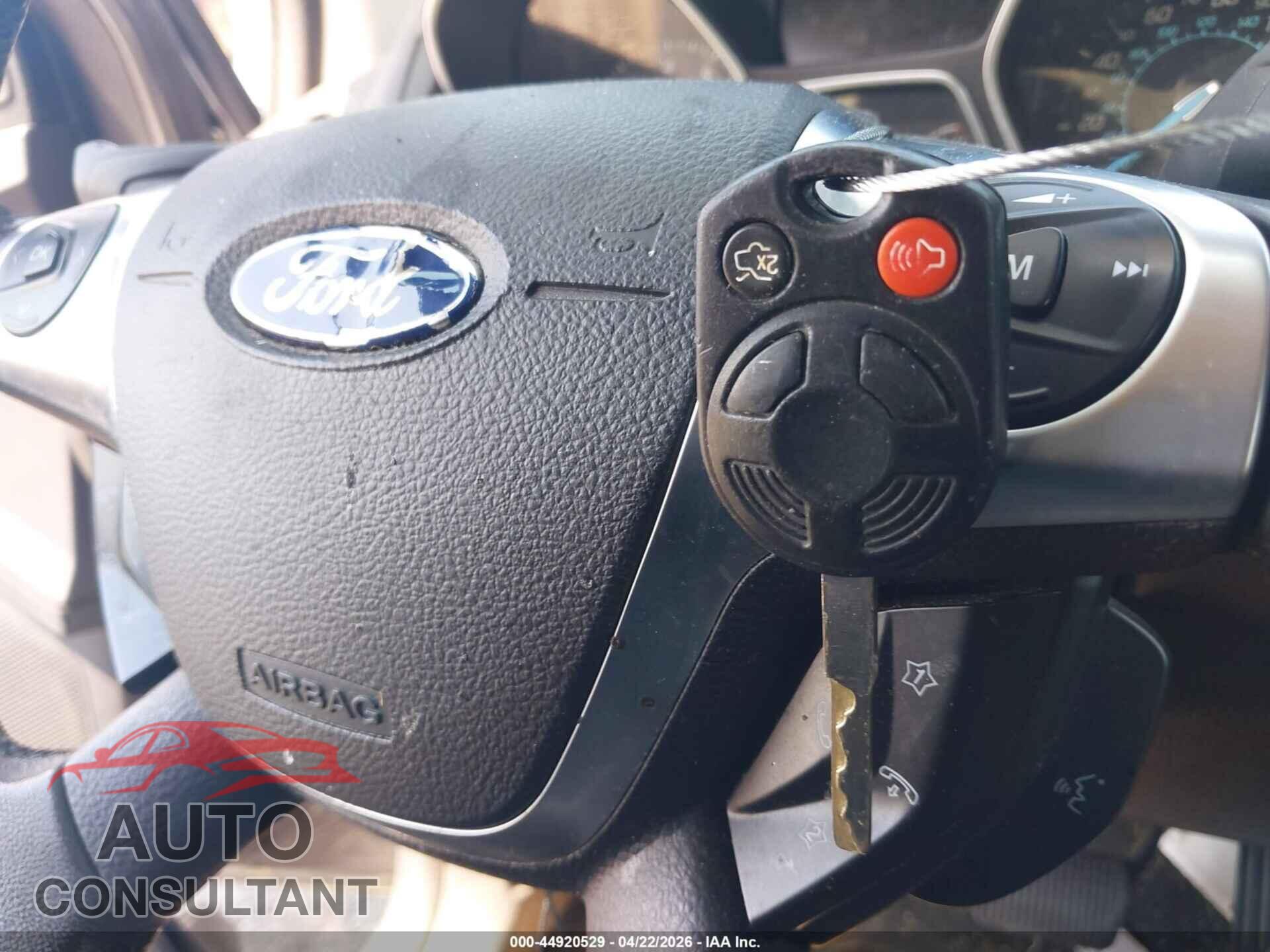 FORD FOCUS 2012 - 1FAHP3M2XCL442076
