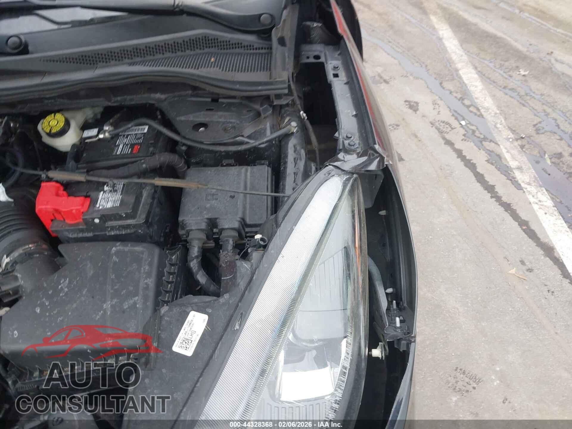 FORD ESCAPE 2020 - 1FMCU0G63LUA57989