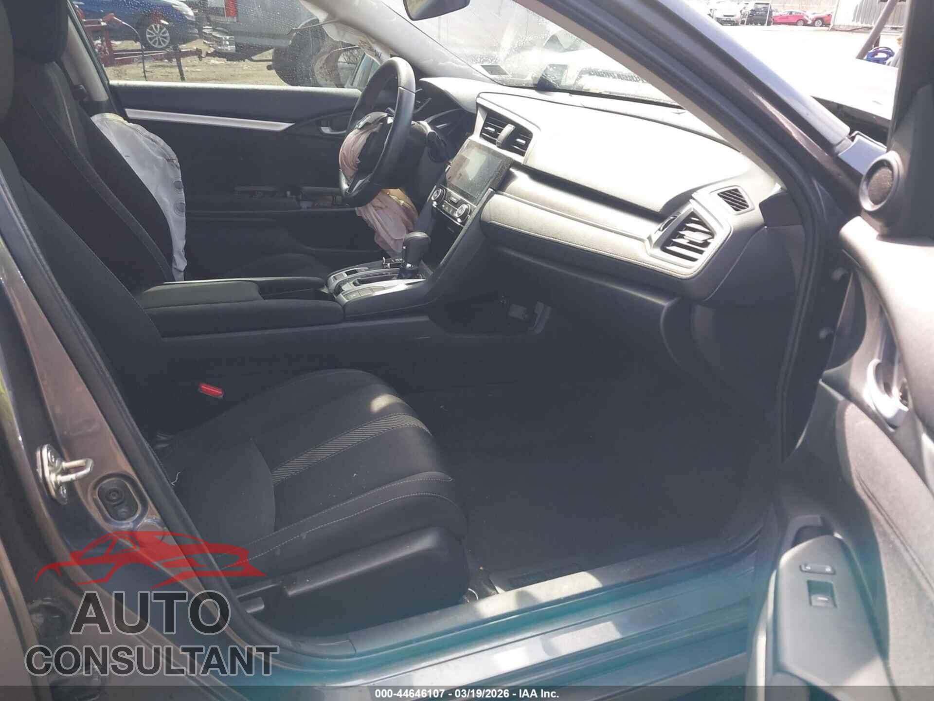 HONDA CIVIC 2017 - 19XFC2F79HE031915