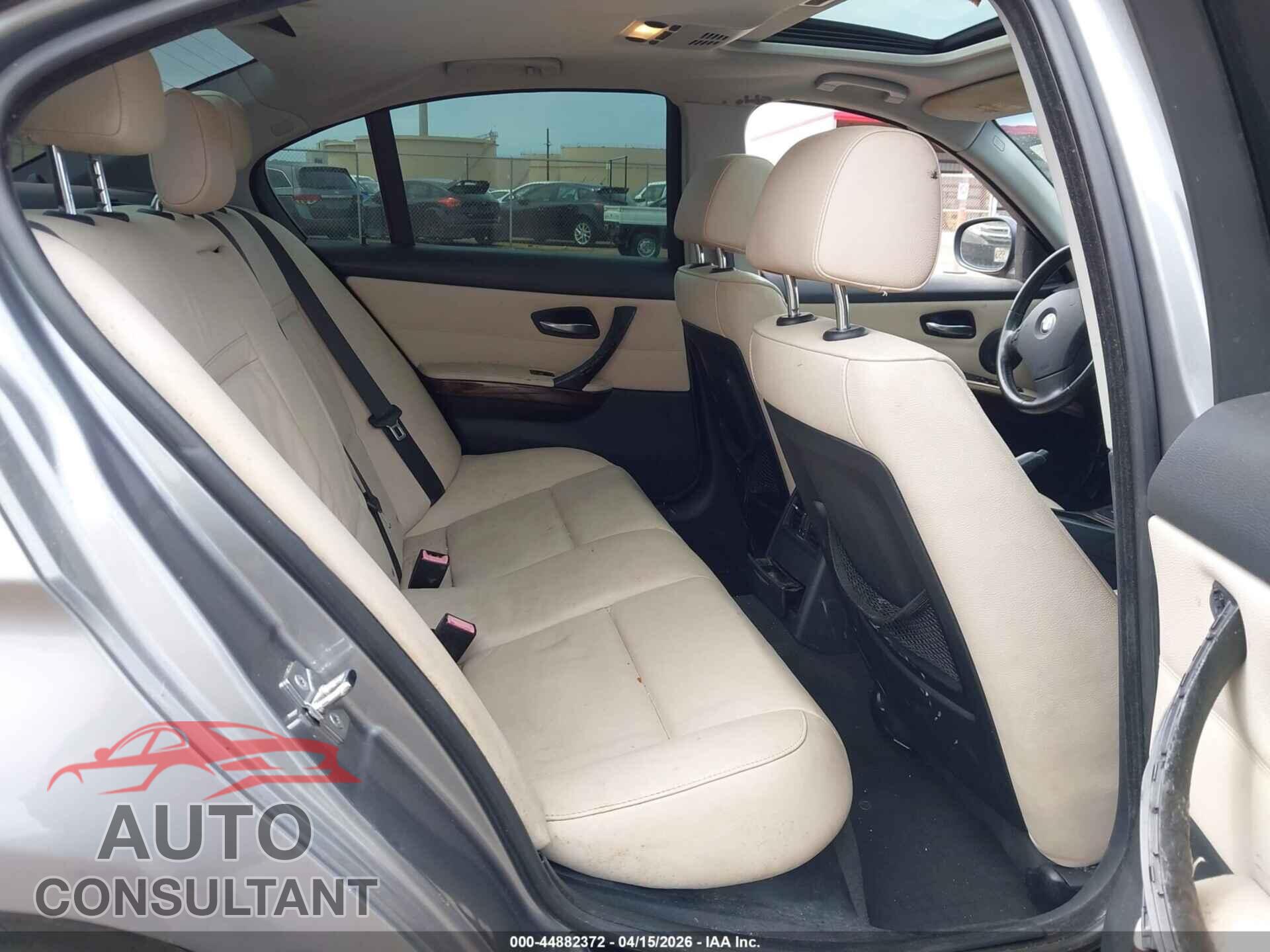 BMW 328I 2009 - WBAPH77509NM28651