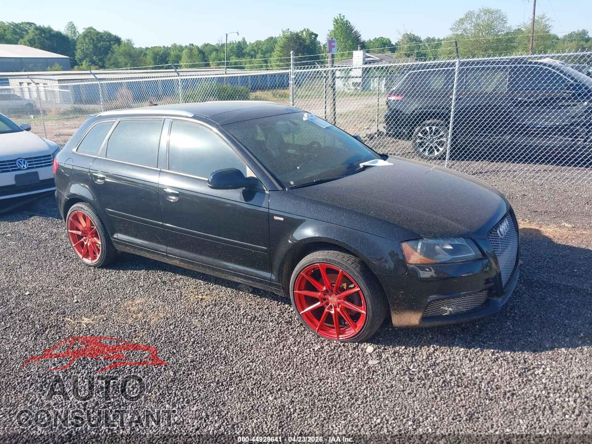 AUDI A3 2011 - WAUKJAFM8BA033585