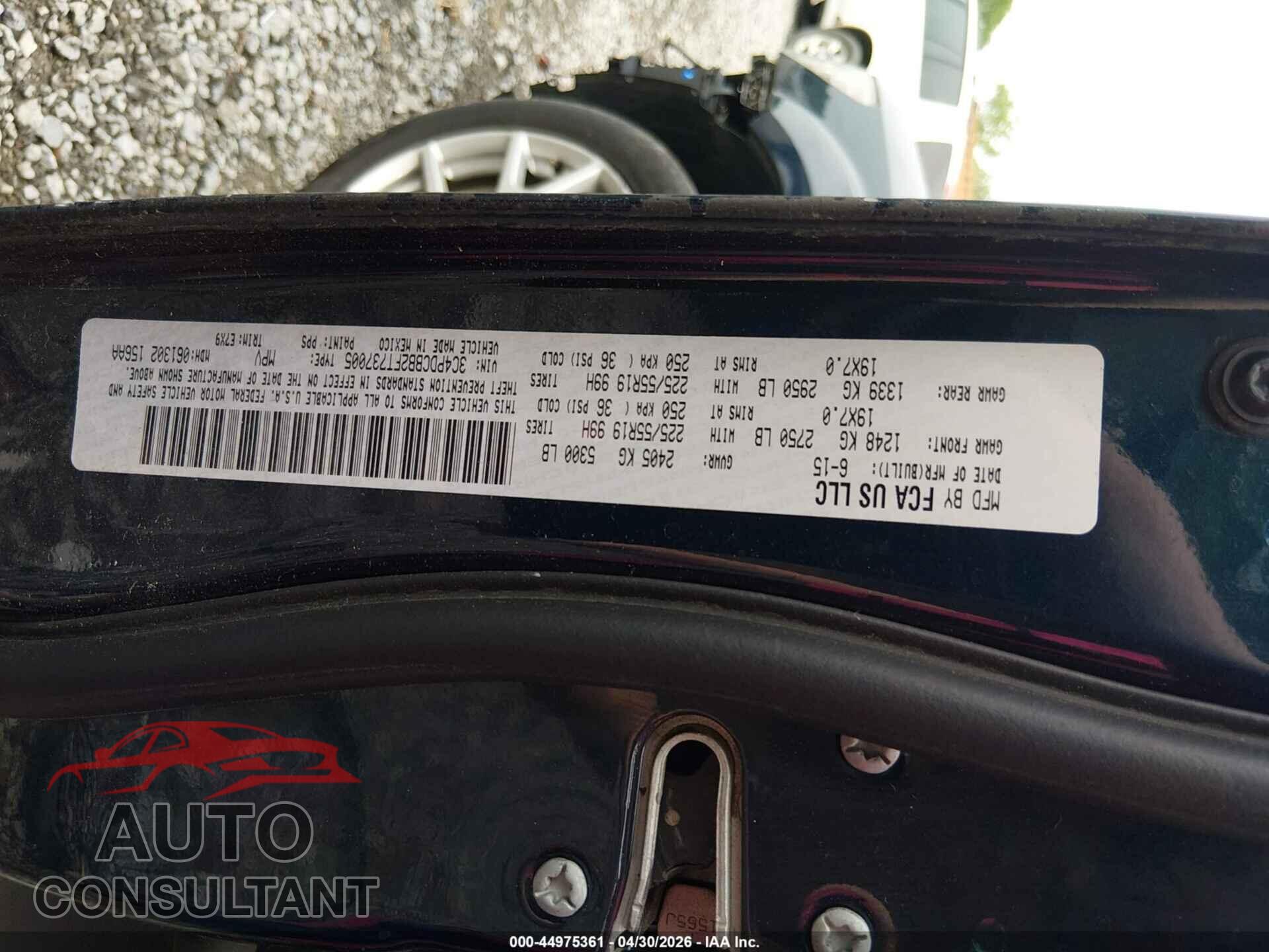 DODGE JOURNEY 2015 - 3C4PDCBB2FT737005