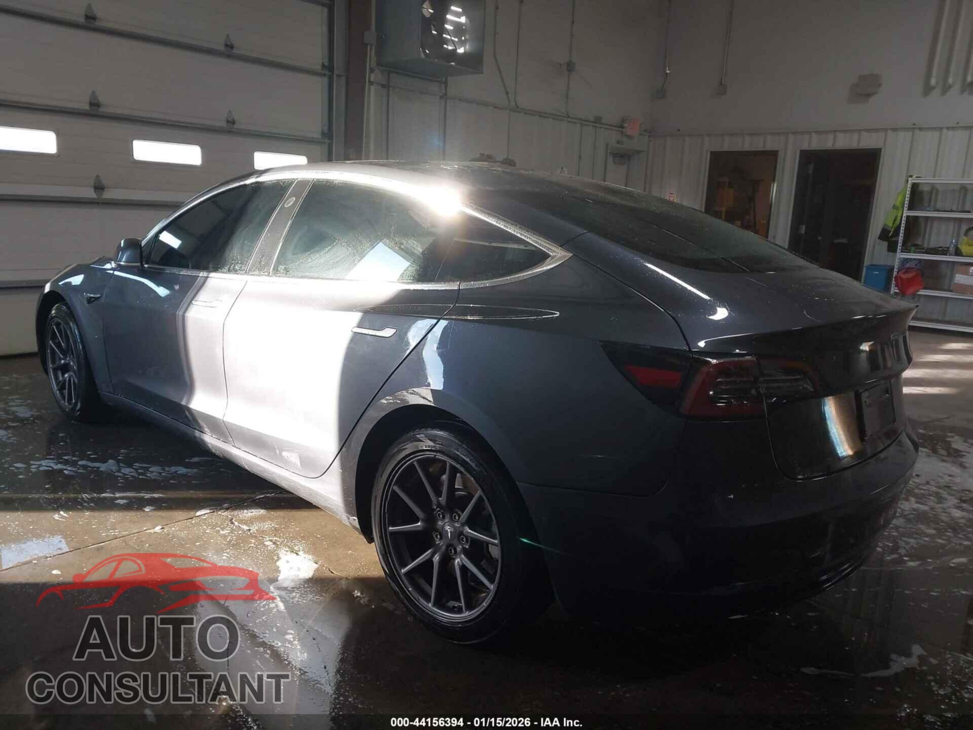 TESLA MODEL 3 2018 - 5YJ3E1EA4JF158835