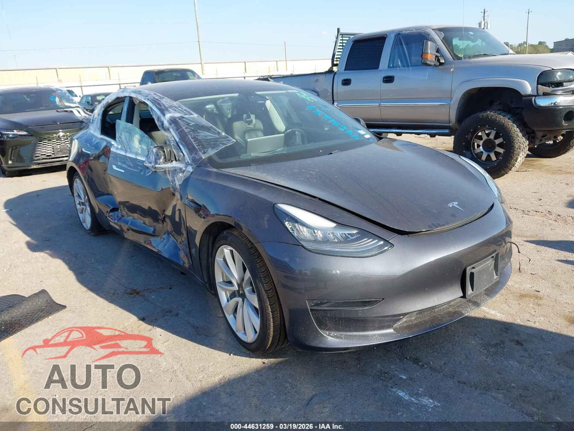 TESLA MODEL 3 2020 - 5YJ3E1EA7LF807921