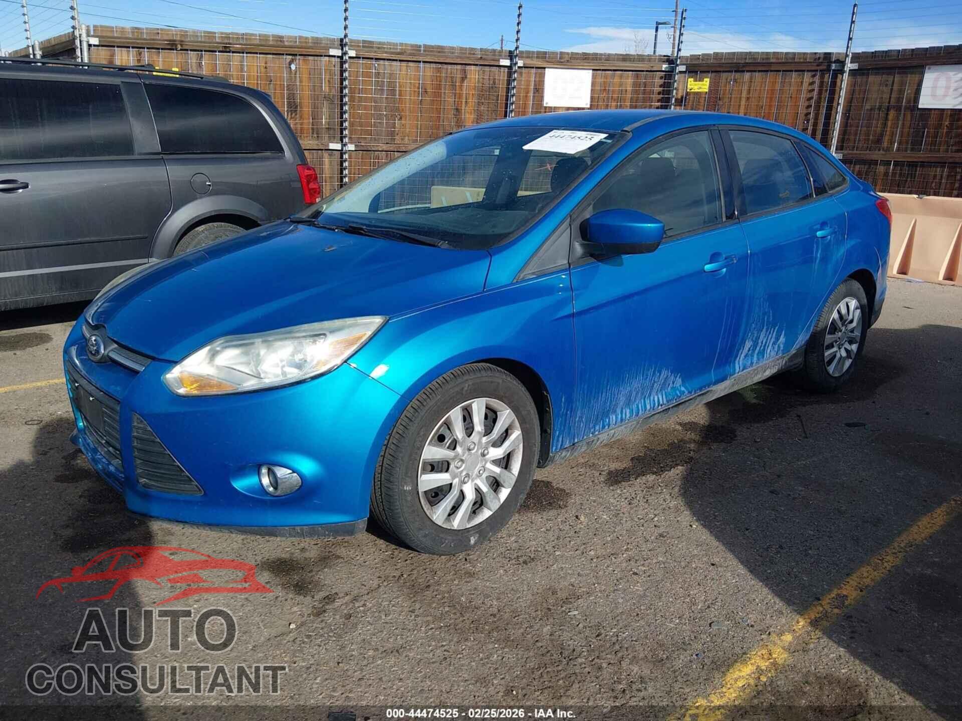 FORD FOCUS 2012 - 1FAHP3F26CL413641
