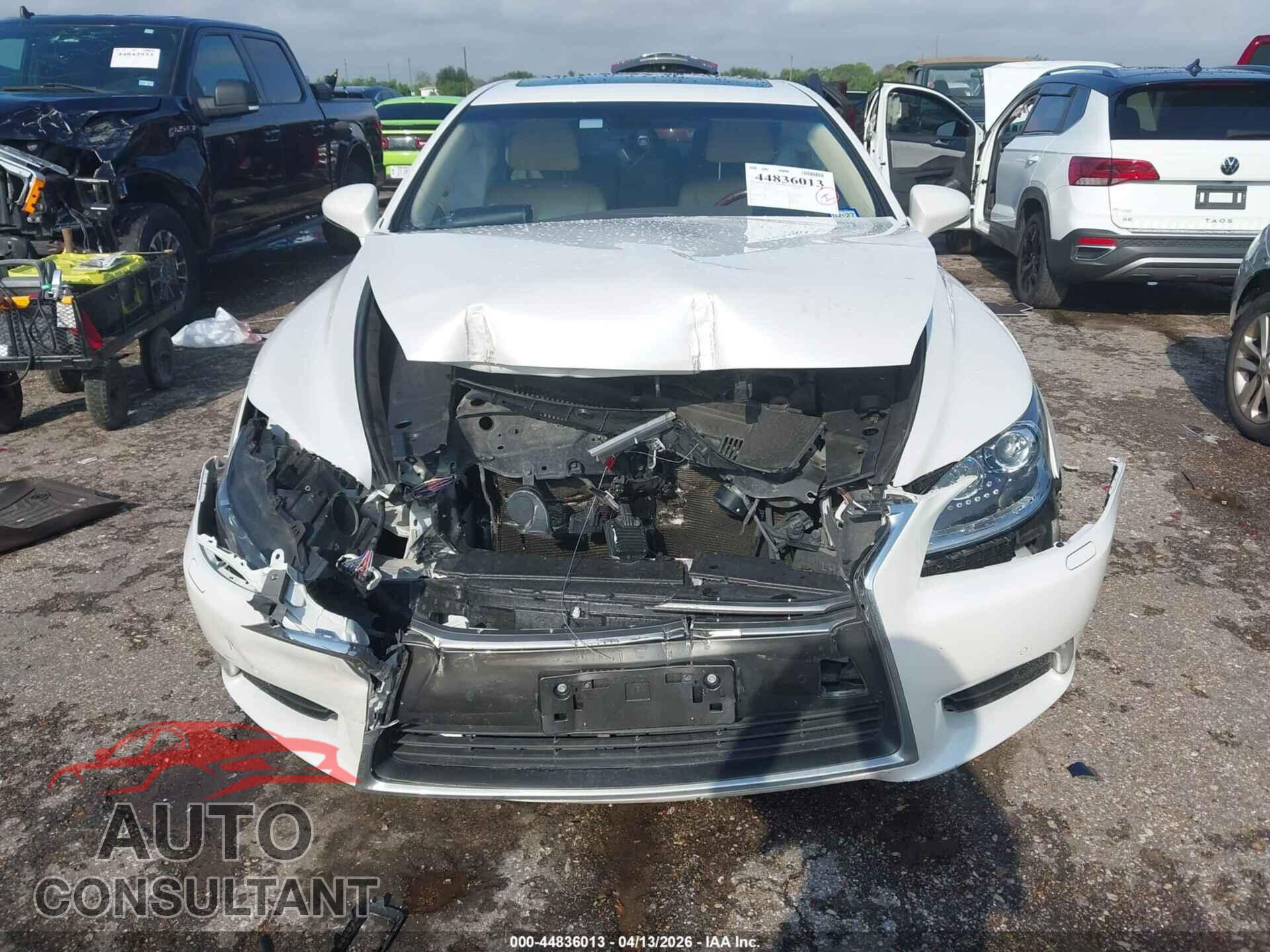 LEXUS LS 460 2017 - JTHGL5EF1H5057725