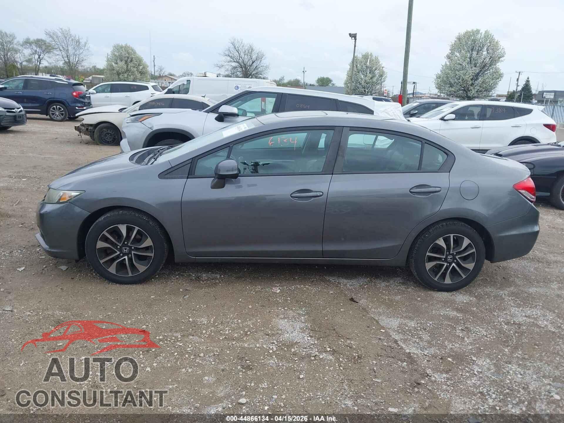 HONDA CIVIC 2013 - 19XFB2F88DE071232
