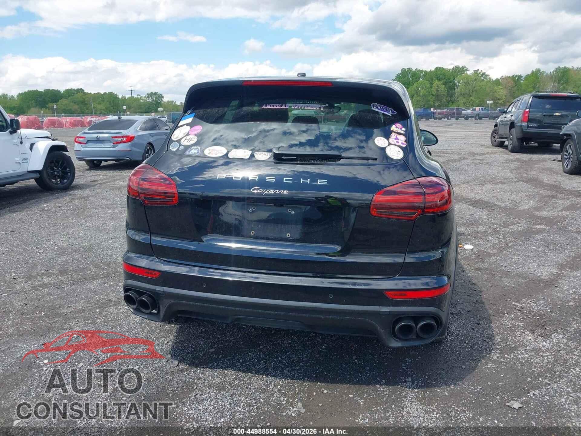 PORSCHE CAYENNE 2018 - WP1AA2A21JKA03698