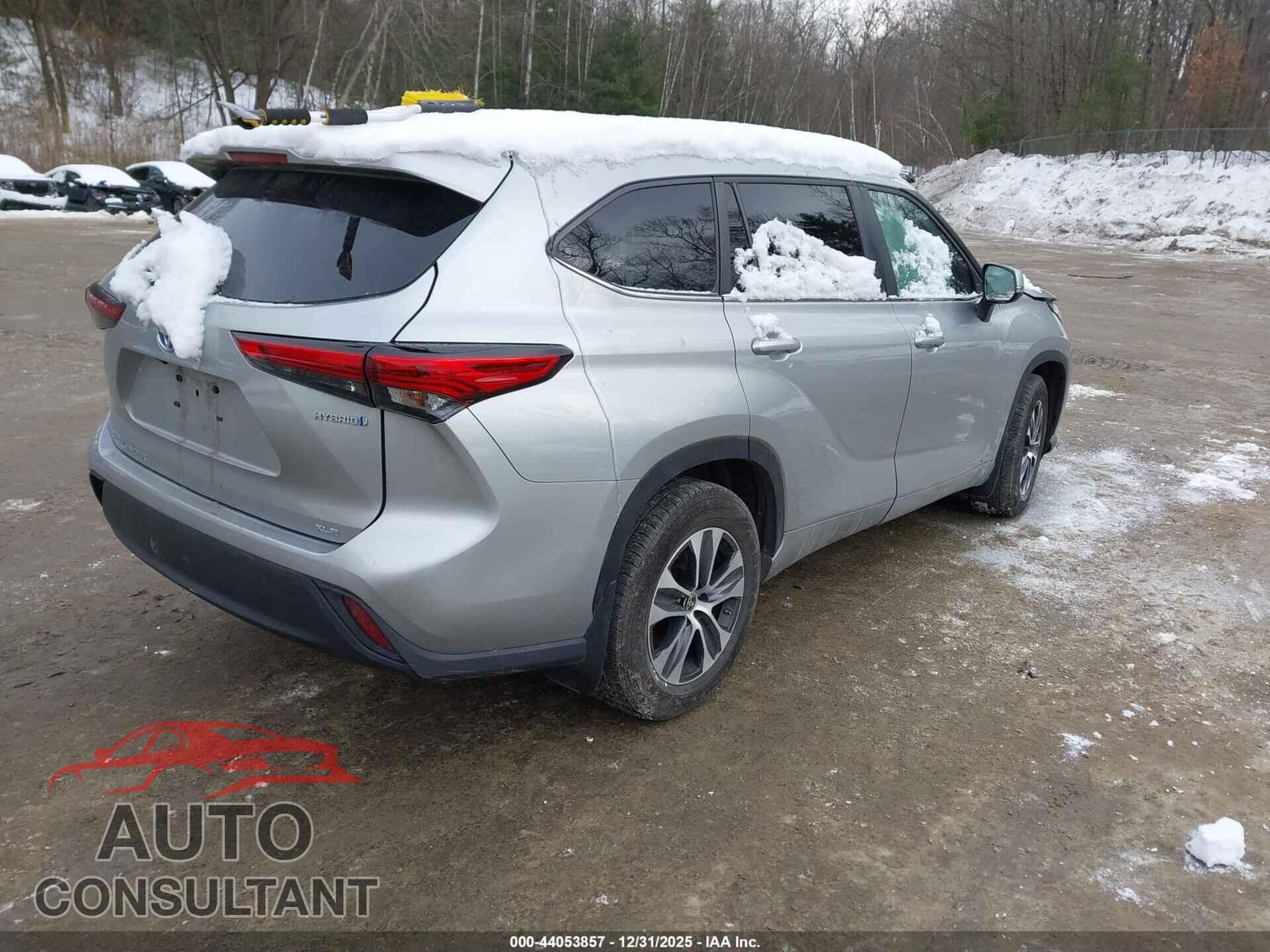 TOYOTA HIGHLANDER 2023 - 5TDKBRCH6PS116156