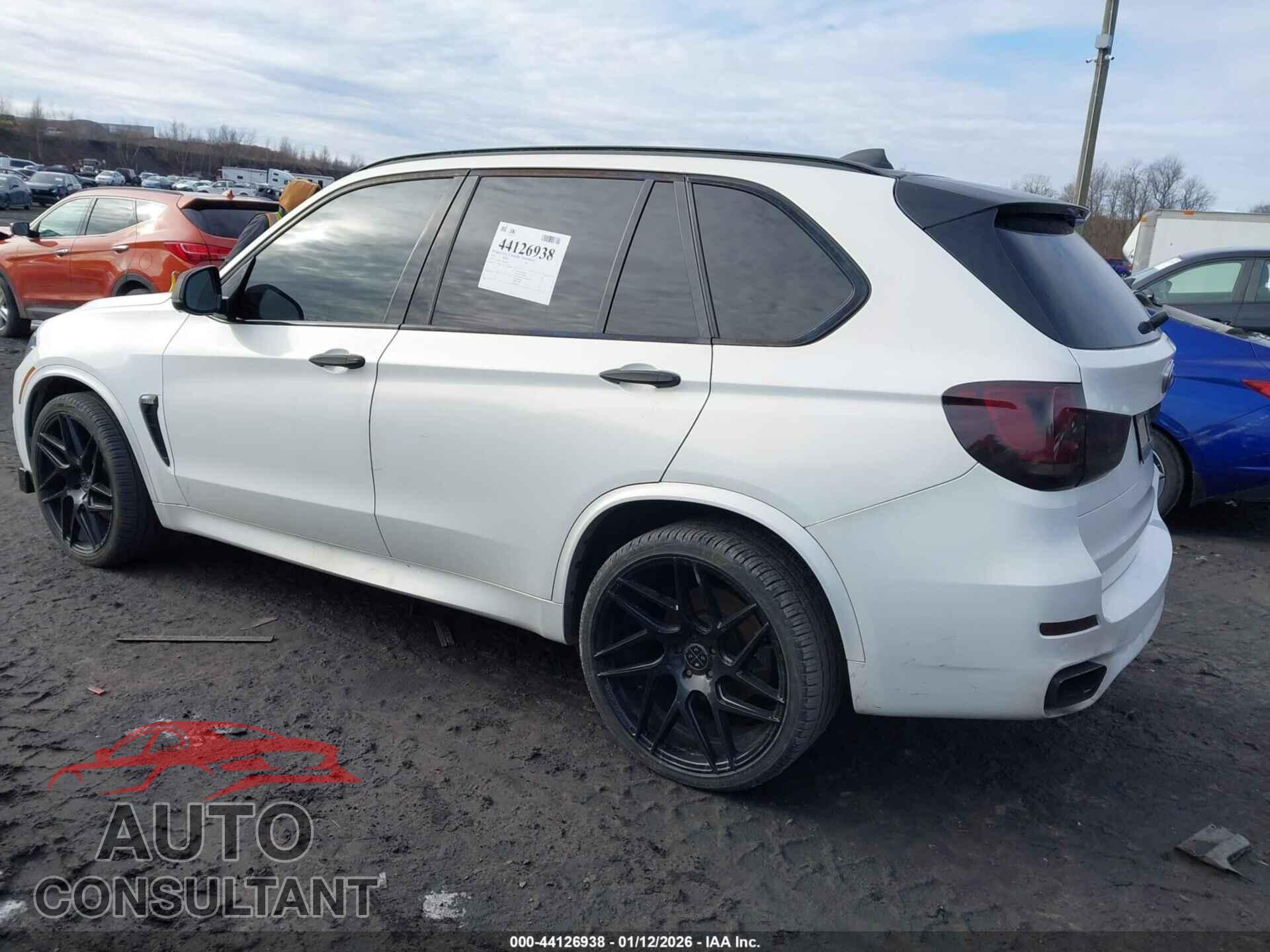 BMW X5 2014 - 5UXKR6C57E0J71892