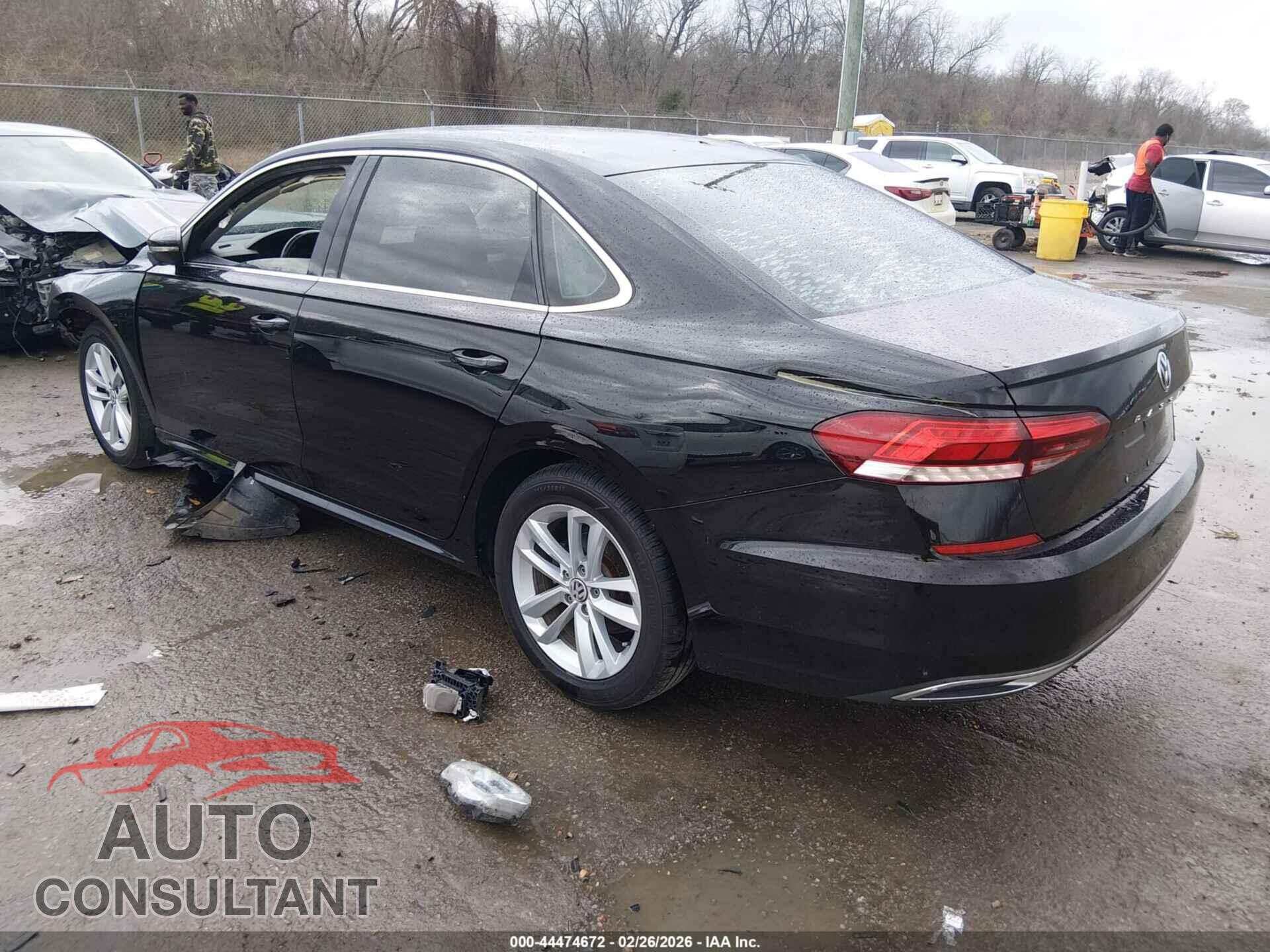 VOLKSWAGEN PASSAT 2020 - 1VWSA7A33LC017365