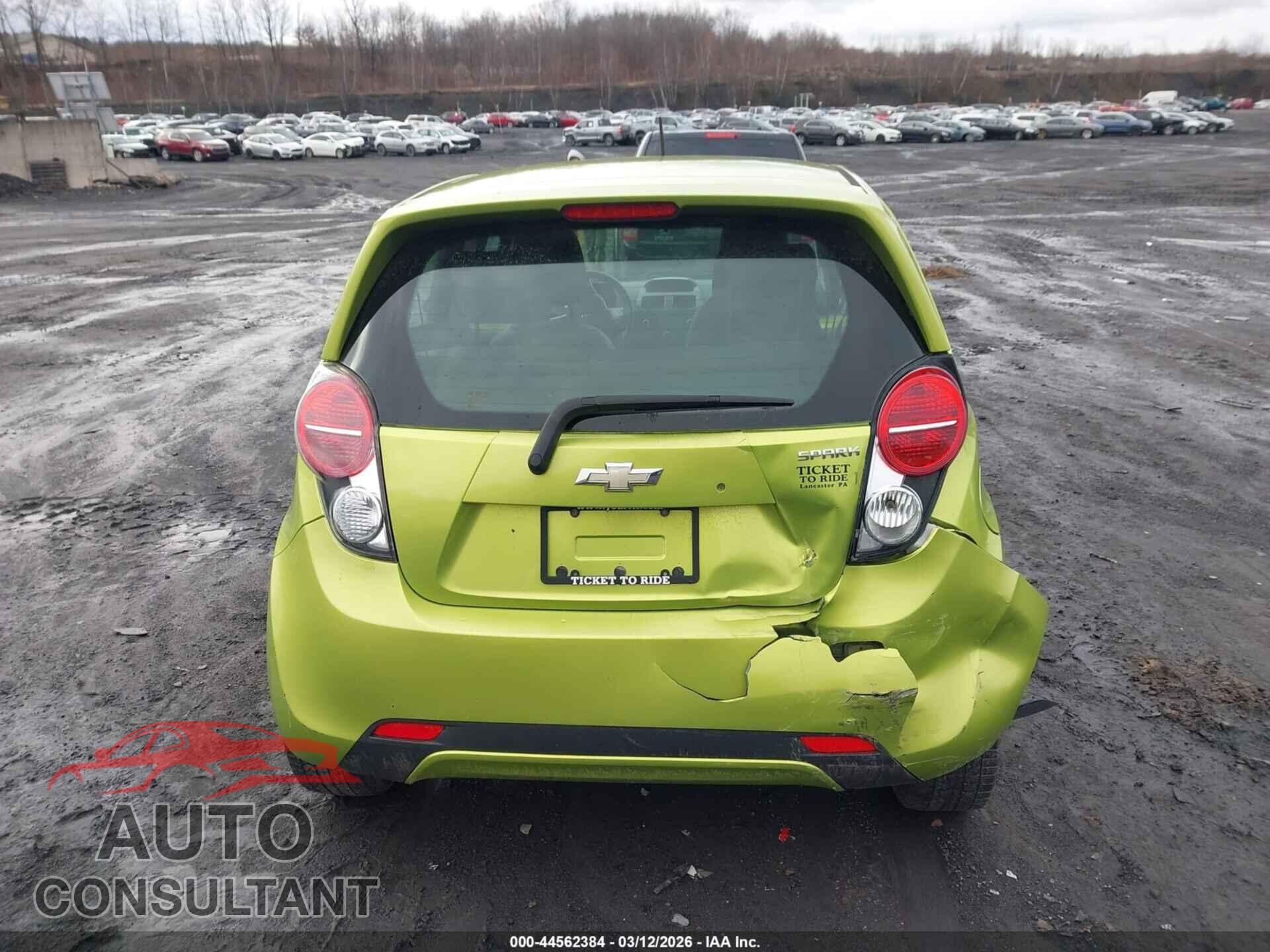 CHEVROLET SPARK 2013 - KL8CB6S98DC611901